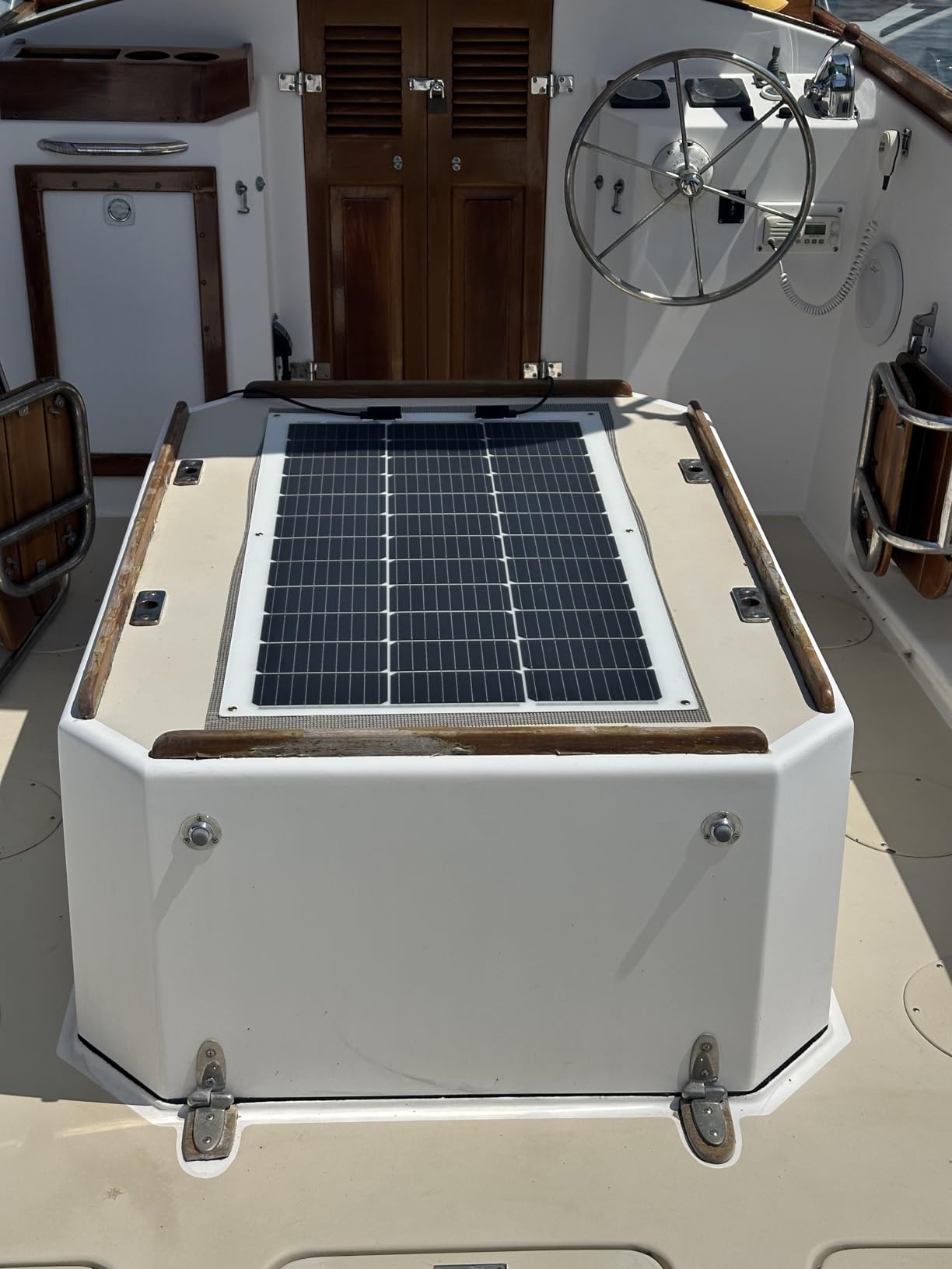Renogy Solar Panels 200 Watt 12V, Flexible Solar Panel 200W 22% High-Efficiency, 240° Ultra Lightweight Solar Panels for Marine RV Cabin Van Car Boat Camping Curve Surfaces - Customer Photo 1