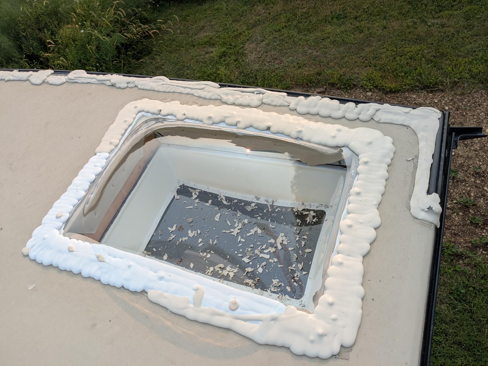 SCT RV Skylight Bundle - Clear Outer Dome 14