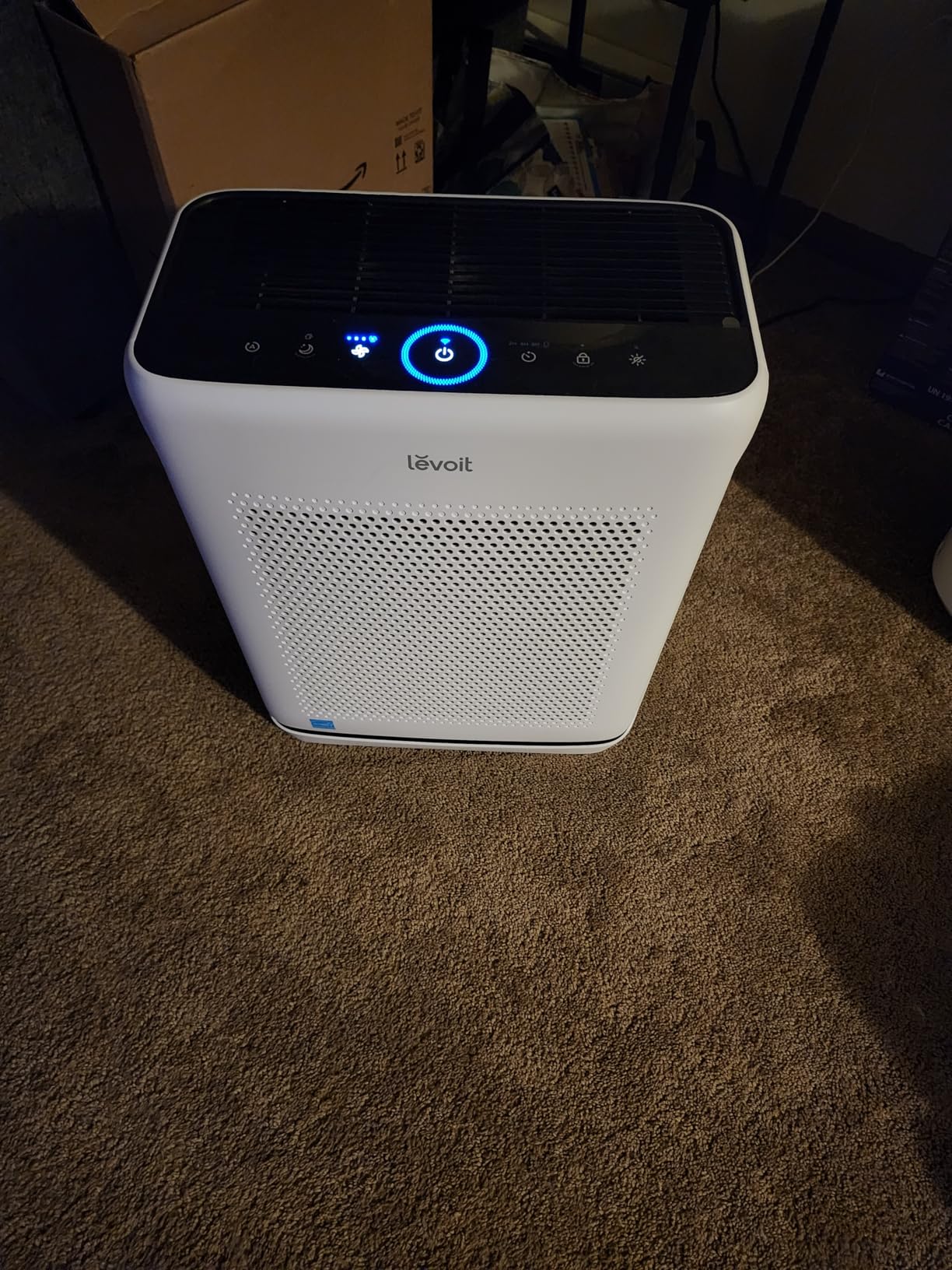LEVOIT Air Purifiers for Home Large Room Up to 1875 Ft² with Washable Pre-Filter, AHAM VERIFIDE, Air Quality Monitor, HEPA Sleep Mode for Allergies, Pet Hair in Bedroom, Vital 200S-P, White - Customer Photo 2