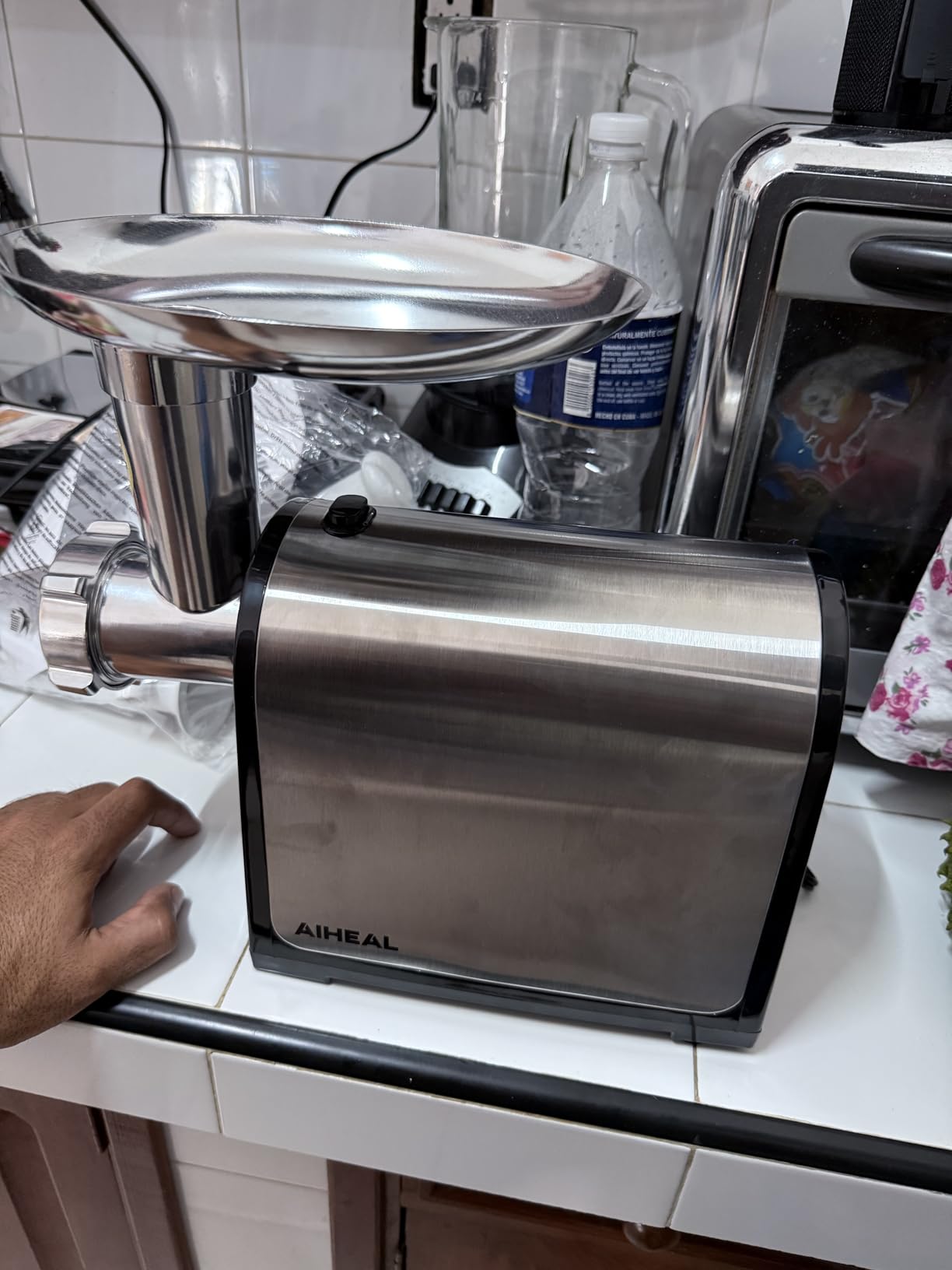 Electric Meat Grinder, Sausage Stuffer with 3 Sausage Tubes, 2 Blades, 3 Plates, 3200W Max, Meat Grinder Heavy Duty for Home Kitchen Use, Stainless Steel (Black) - Customer Photo 1