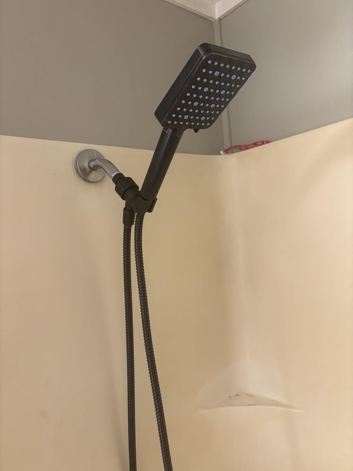 Cobbe Filtered Shower Head with Handheld, High Pressure 6 Spray Mode Showerhead with Filters, Water Softener Filters Beads for Hard Water - Remove Chlorine - Reduces Dry Itchy Skin, Chrome - Customer Photo 1