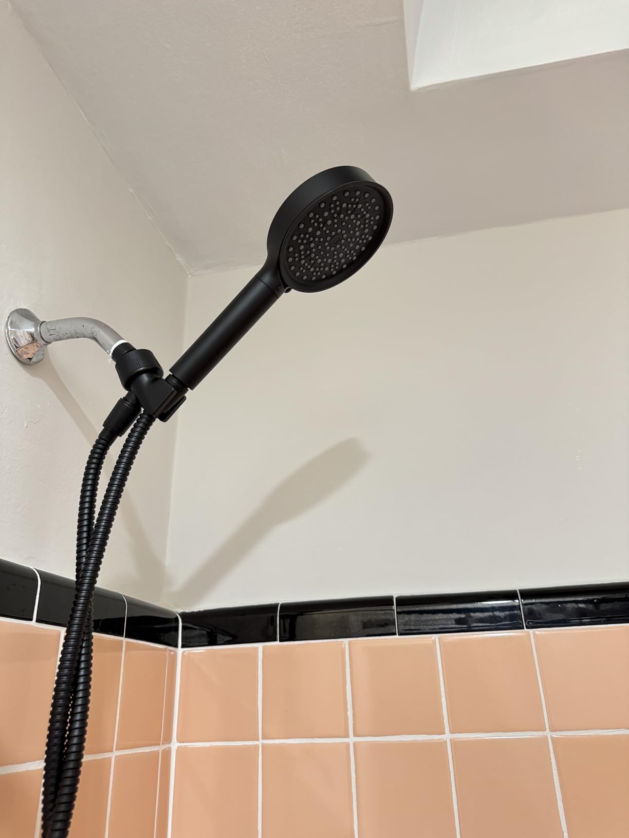 Cobbe Filtered Shower Head with Handheld, High Pressure 6 Spray Mode Showerhead with Filters, Water Softener Filters Beads for Hard Water - Remove Chlorine - Reduces Dry Itchy Skin, Chrome - Customer Photo 2