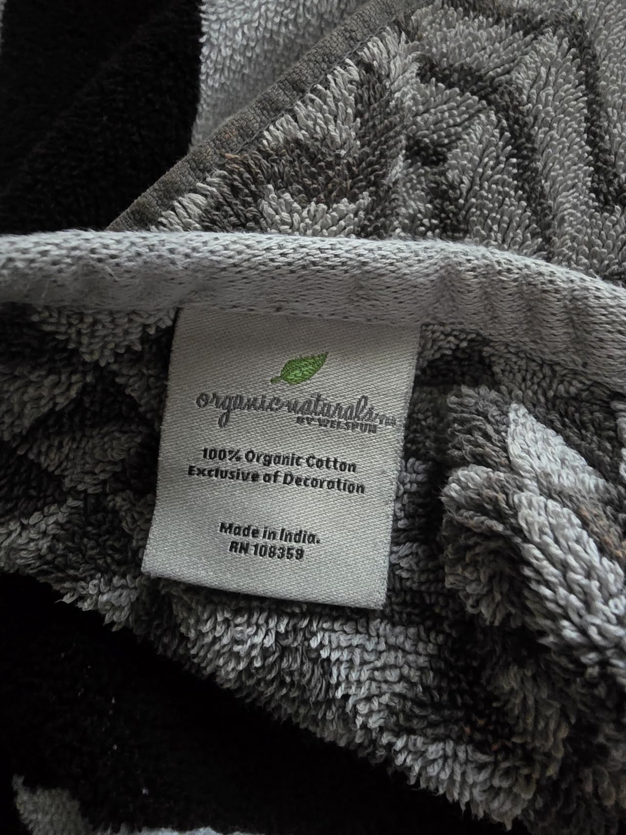 POLYTE Microfiber Oversize Quick Dry Lint Free Bath Towel, 60 x 30 in, 4 Pack (Waffle Weave) - Customer Photo 1
