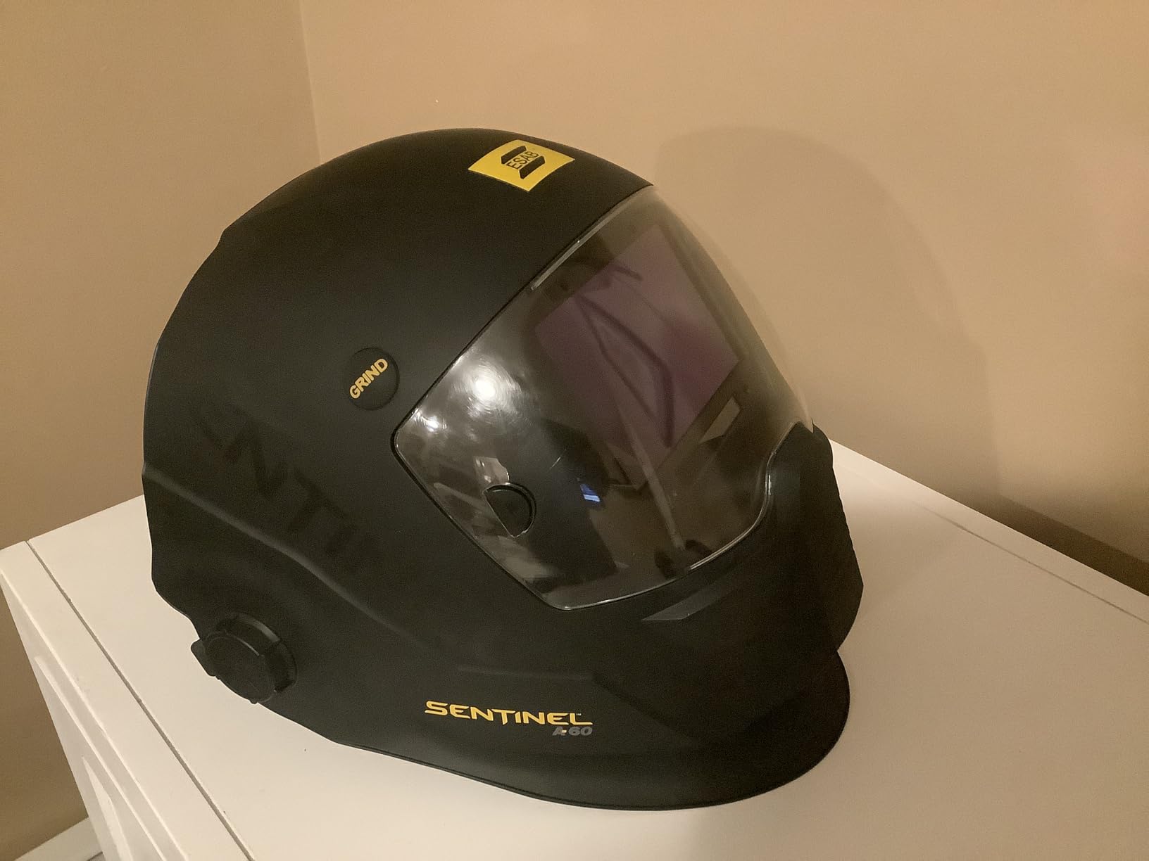 ESAB® Sentinel™ A60 Welding Helmet, Black Low-Profile Design, High Impact Resistance Nylon, Large Viewing Area 4.65 in x 2.80 in - Customer Photo 1