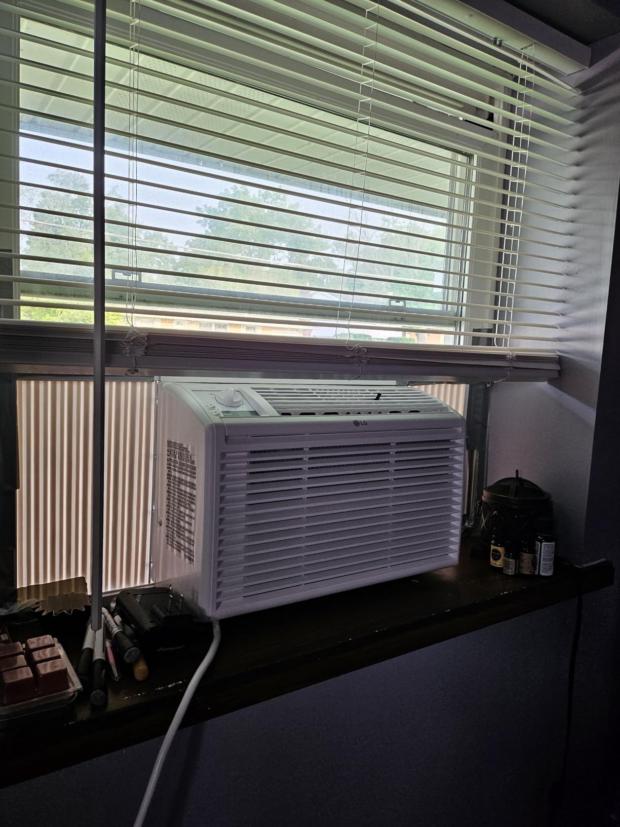 LG 5000 BTU Window Air Conditioners [2023 New] Easy Mechanical Control Ultra-Quiet Compact-size Cools Washable Filter 150 Sq.Ft. for Small Room AC Unit air conditioner Easy Installation White LW5023 - Customer Photo 2