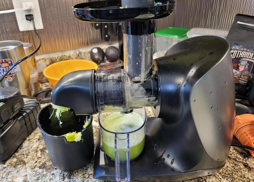 Ninja NeverClog Cold Press Juicer, Powerful Slow Juicer with Total Pulp Control, Countertop, Electric, 2 Pulp Functions, Dishwasher Safe, 2nd Generation, Charcoal, JC151 - Customer Photo 2