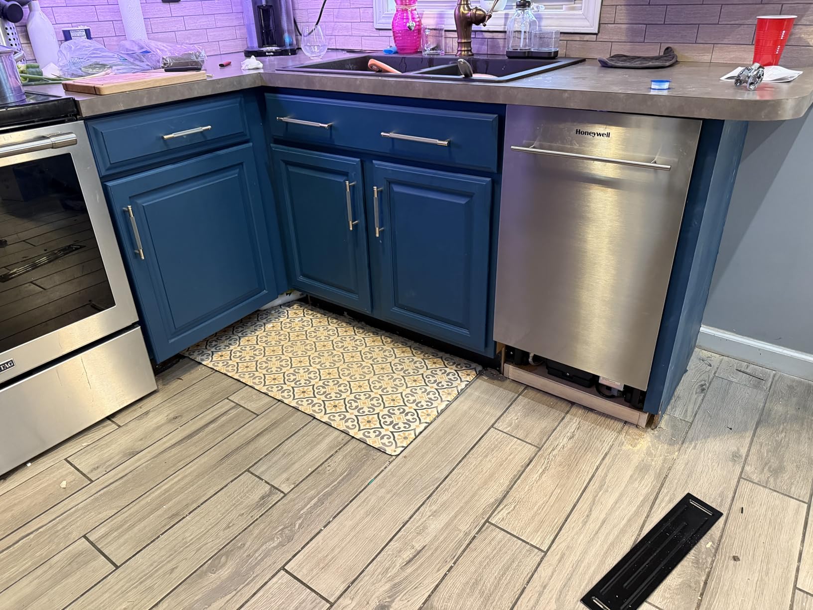 Honeywell 18 Inch Dishwasher with 8 Place settings, 6 Washing Programs, Stainless Steel Tub, UL/Energy Star- Stainless Steel - Customer Photo 2