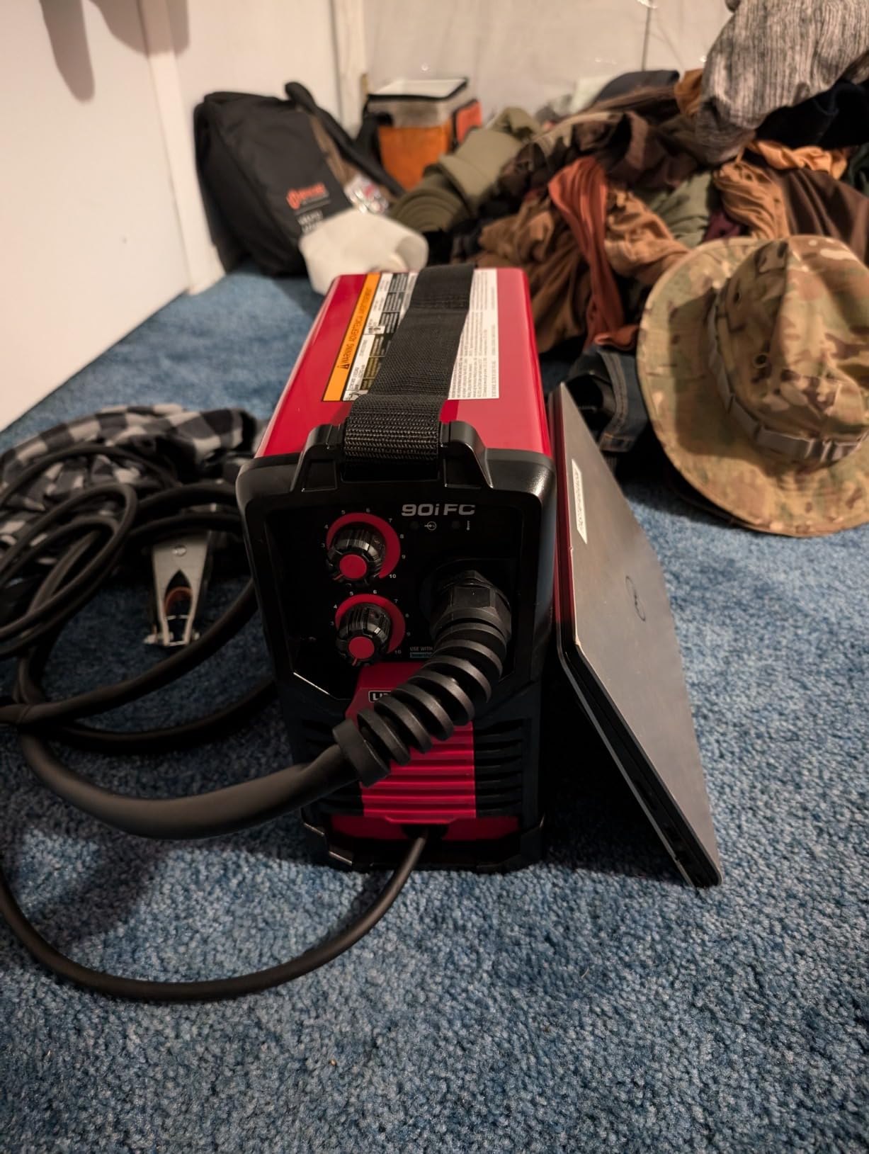 Lincoln Electric 90i MIG and Flux Core Wire Feed Weld-PAK Welder, 120V Welding Machine, Portable w/Shoulder Strap, Protective Metal Case, Best for Small Jobs, K5256-1 - Customer Photo 1