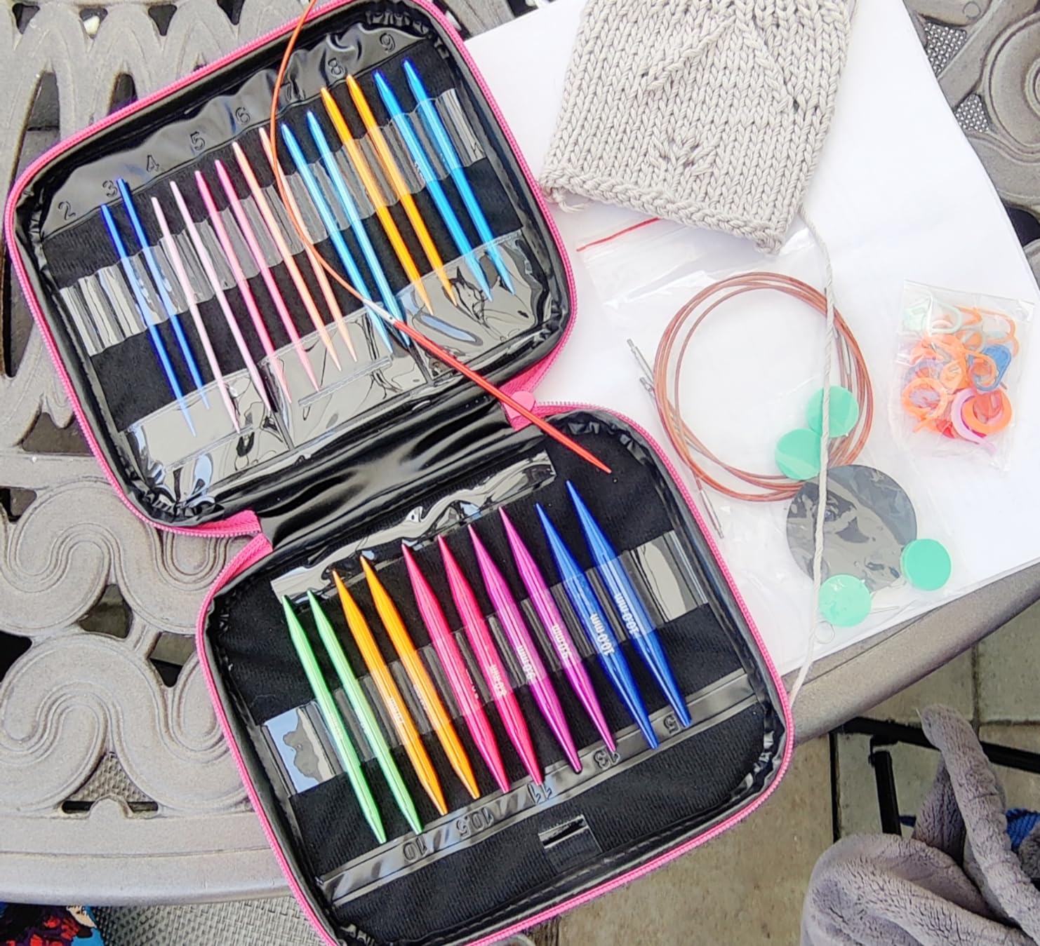 Weabetfu 60pcs Interchangeable Circular Knitting Needles Set with Case 13 Pairs of Aluminum Circular Knitting Needle for Handmade DIY Knitting with Knitting Accessories,(2.75mm-10mm) - Customer Photo 1