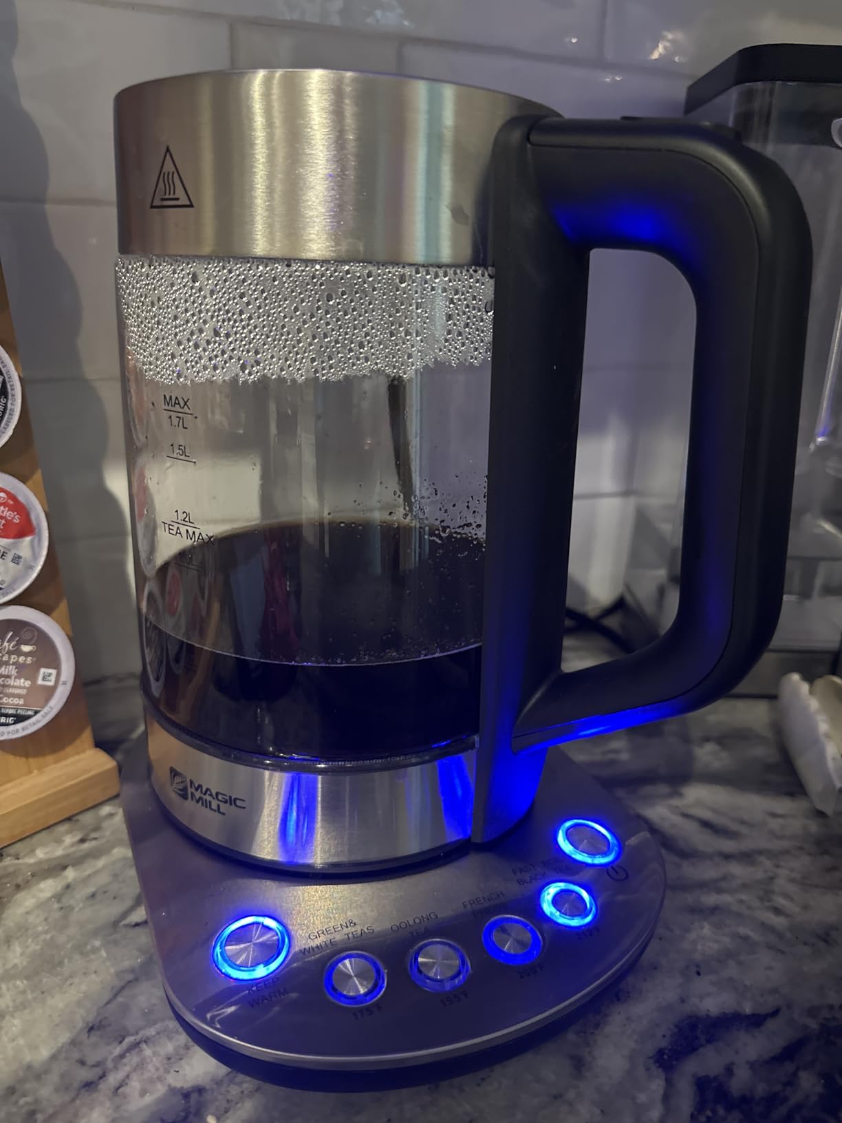 Magic Mill Pro Electric Kettle with tea Infuser and Temperature Control - Keep Warm Function, Rapid Boil, Automatic Safety Shut Off, BPA Free, No Plastic on Water, British Patent Technology,Large 1.7L - Customer Photo 1