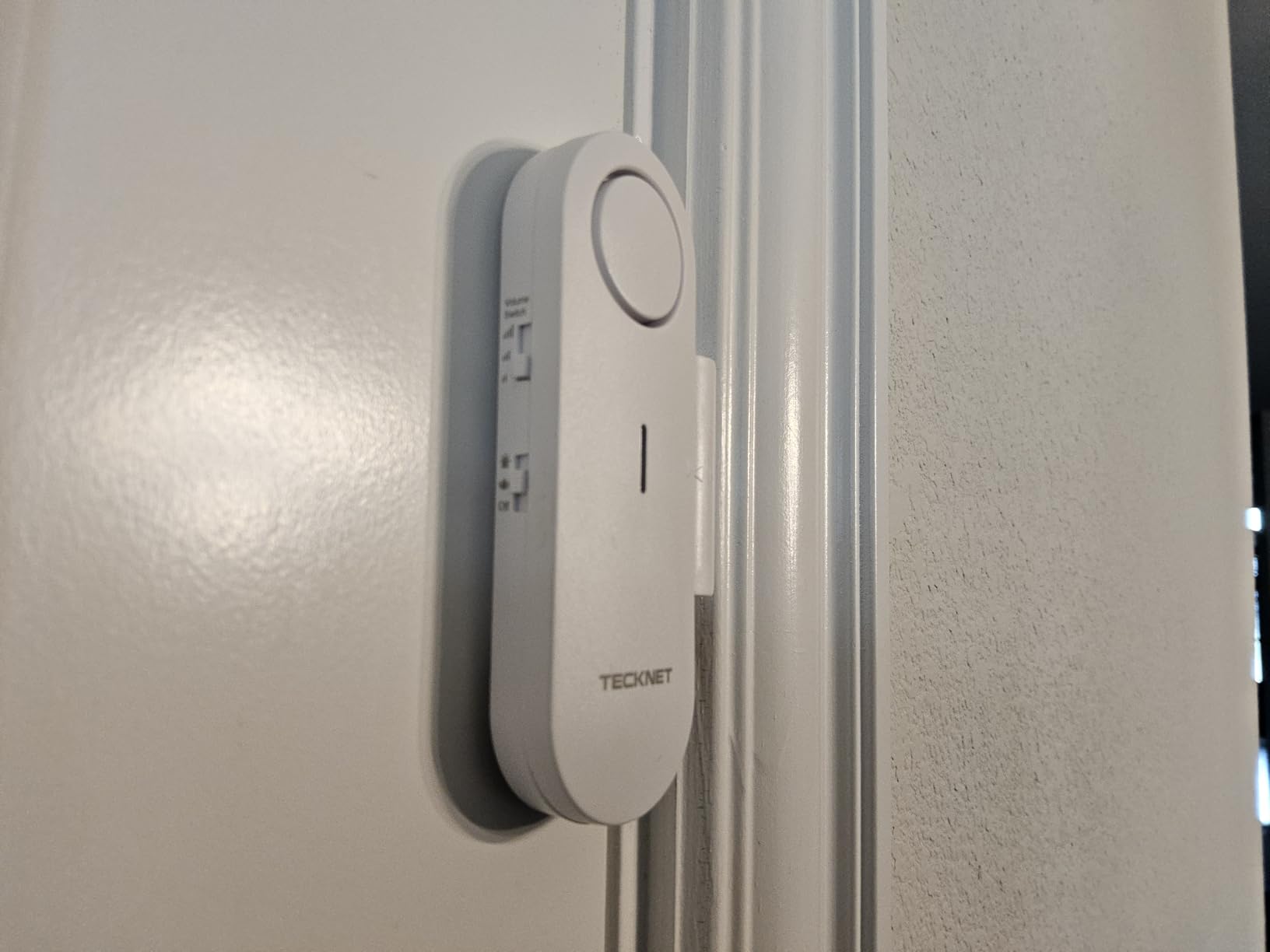 TECKNET Door Alarms for Kids Safety, Window Alarm Pool Alarms Door Alarm for Home Security, 2-in-1 Alarm & Chime, 3-Level Volume Control, Wireless Alarm for House Hotel Cars Sheds Caravans (3 Pack) - Customer Photo 1