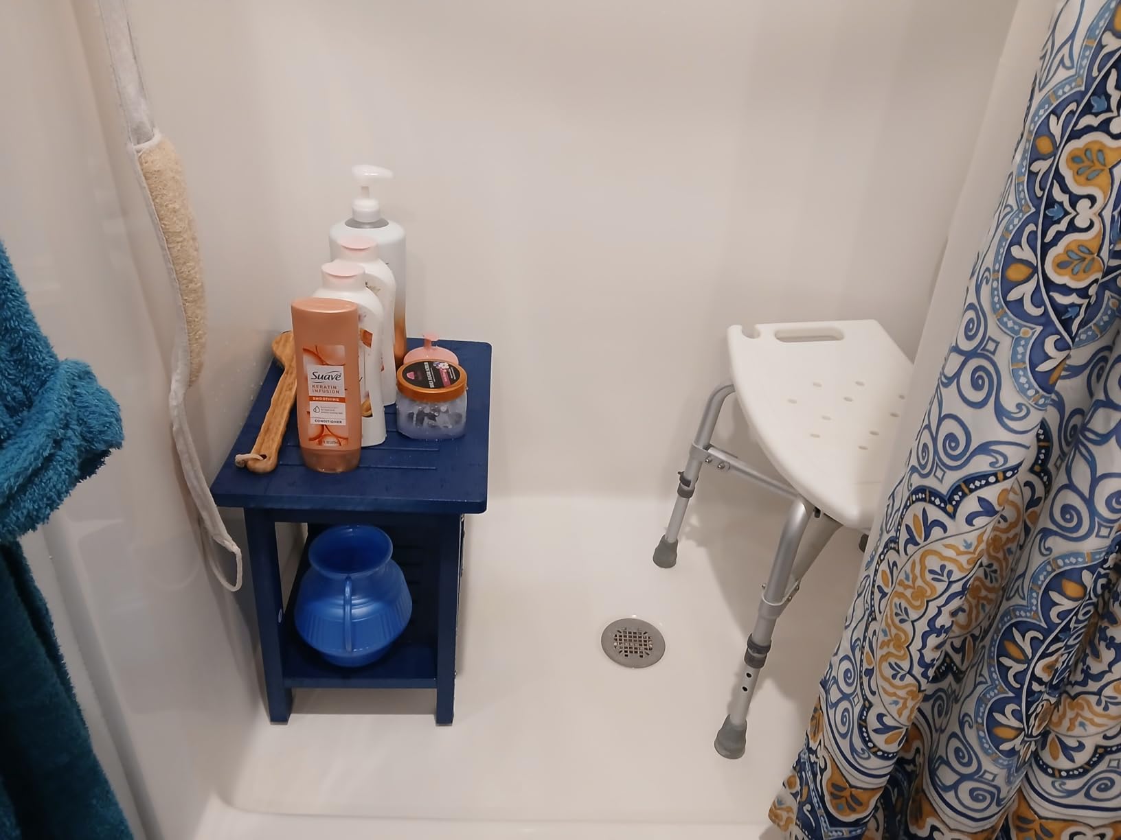 LUE BONA HDPS Shower Bench Seat, Shower Stool for Inside Shower Waterproof, Bath Spa Shower Foot Stool for Shaving Legs with Storage Shelf, Weather Resistant/Non-Slip/Indoor or Outdoor Use, Gray - Customer Photo 1