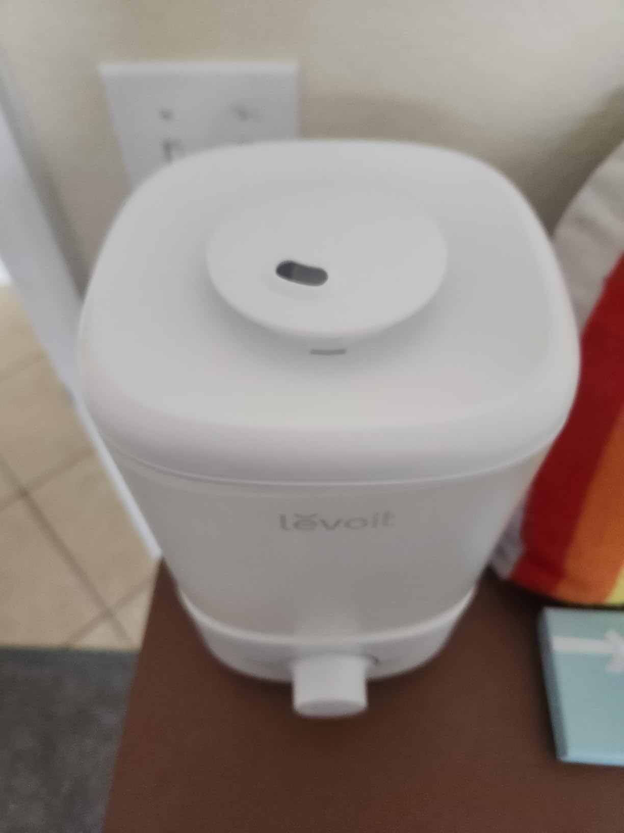 LEVOIT Top Fill Humidifiers for Bedroom, 2.5L Tank for Large Room, Easy to Fill & Clean, 28dB Quiet Cool Mist Air Humidifier for Home Baby Nursery & Plants, Auto Shut-off and BPA-Free for Safety, 25H - Customer Photo 3
