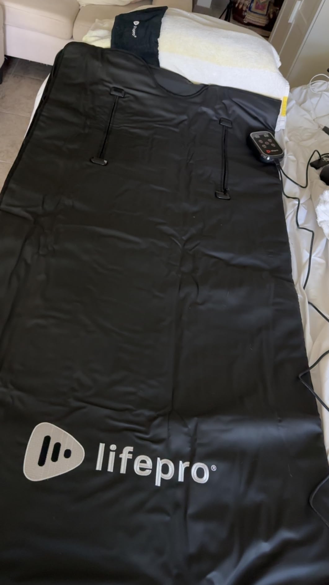 LifePro RejuvaWrap Far Infrared Sauna Blanket for Detox & Relaxation – Available in 5 Colors & 3 Models – Portable Sauna Blanket Infrared for Muscle Relief, Circulation & Recovery – 9 Heat Levels - Customer Photo 1