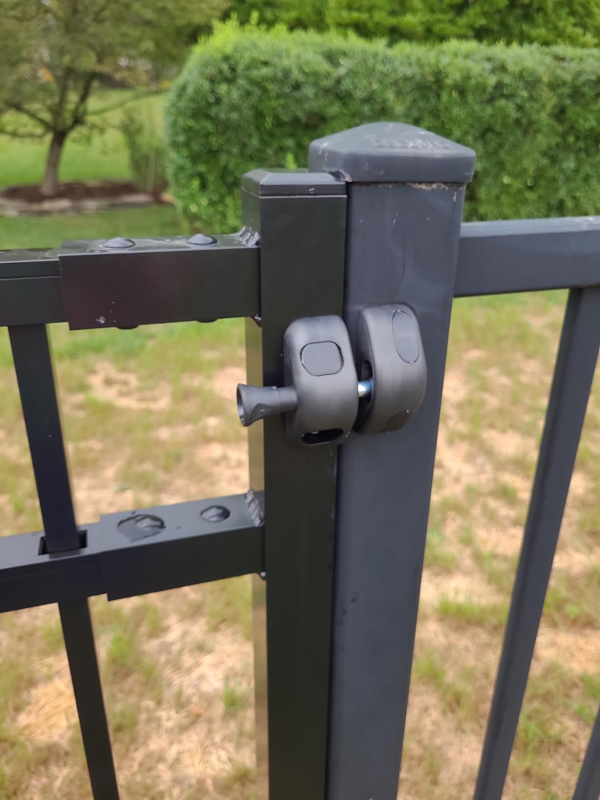 Weatherables Livingston Aluminum Fence Kit – DIY Kit for Backyard and Garden Fencing, Made with Durable Powder-Coated Aluminum That Combats Rust, Fading, and Corrosion (4' x 6' Fence Panel) - Customer Photo 2