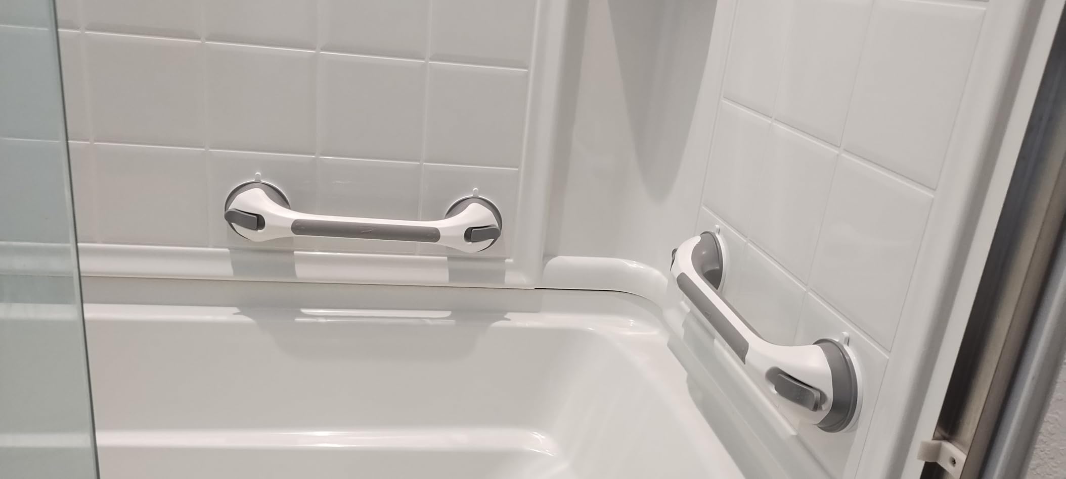 TAILI Grab Bars for Bathtubs and Showers 2 Pack Suction Grab Bar, Heavy Duty Shower Handle Removable Bath Handrails for Seniors and Elderly, Bathroom Safety Grip No Drilling Waterproof,Grey - Customer Photo 1