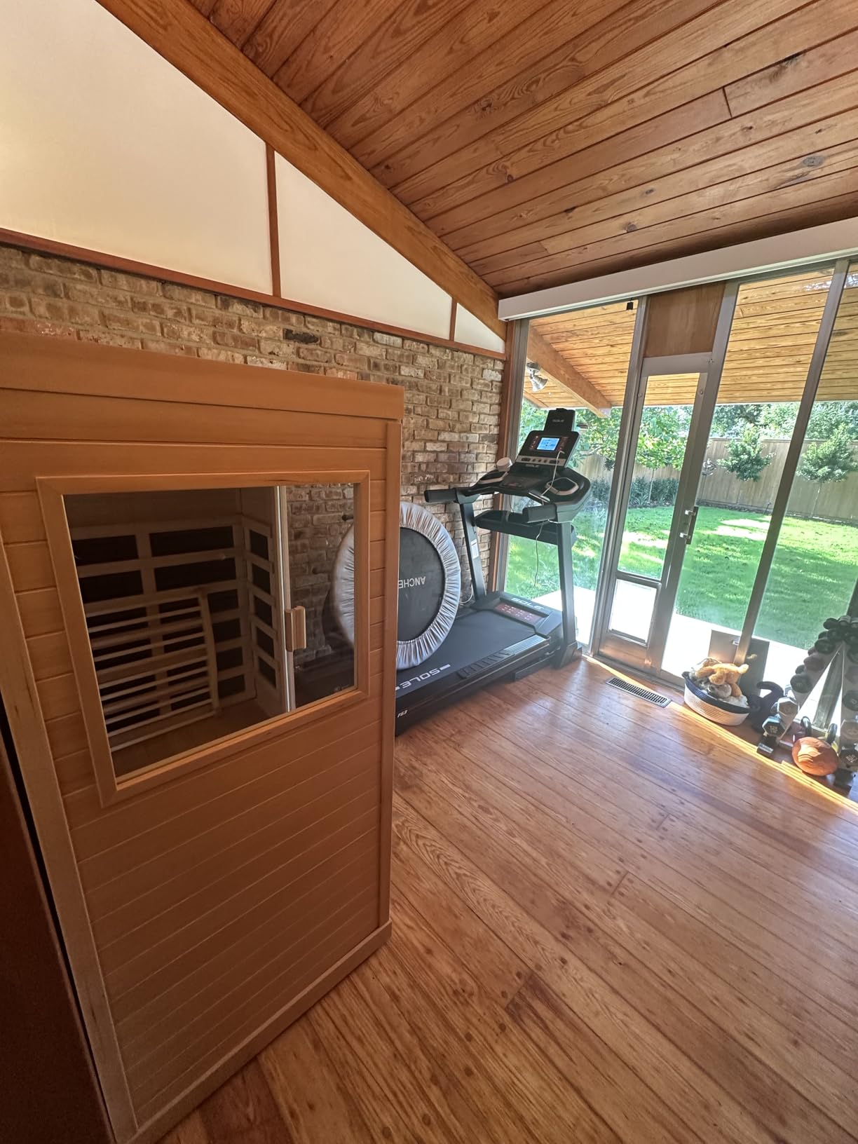 Far Infrared Sauna Home Sauna Spa Room Canadian Hemlock Wood 800W Indoor Saunas Low EMF 110V with Control Panel and Tempered Glass Door, Room: 35.2 * 27.6 * 61.6Inch - Customer Photo 1