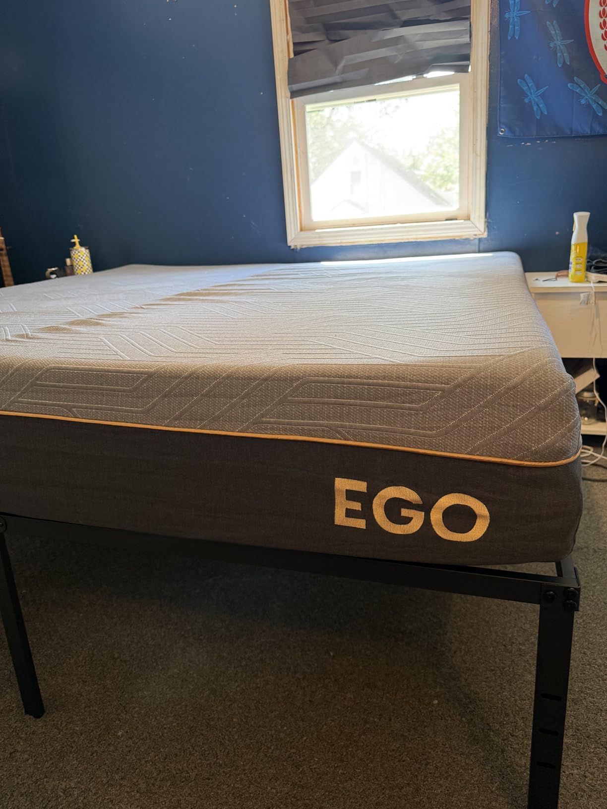 EGOHOME 12 Inch Queen Mattress, Copper Gel Cooling Memory Foam for Back Pain Relief, Therapeutic Bed in a Box, Foam Made in USA, CertiPUR-US Certified, 60x80x12 Black customer photo 2