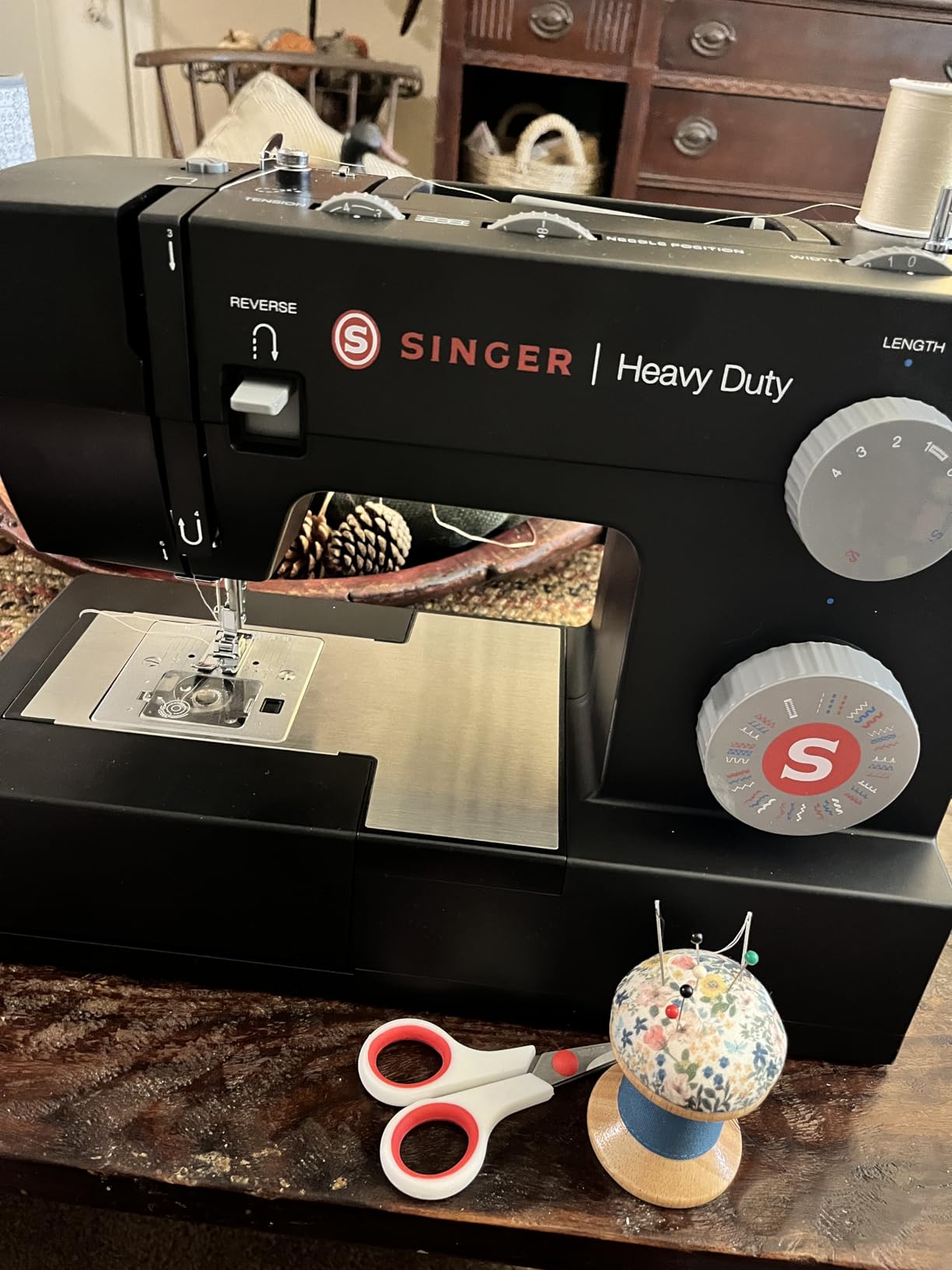 SINGER Heavy Duty 4432 High Speed Black Sewing Machine with Accessory Kit - Customer Photo 1