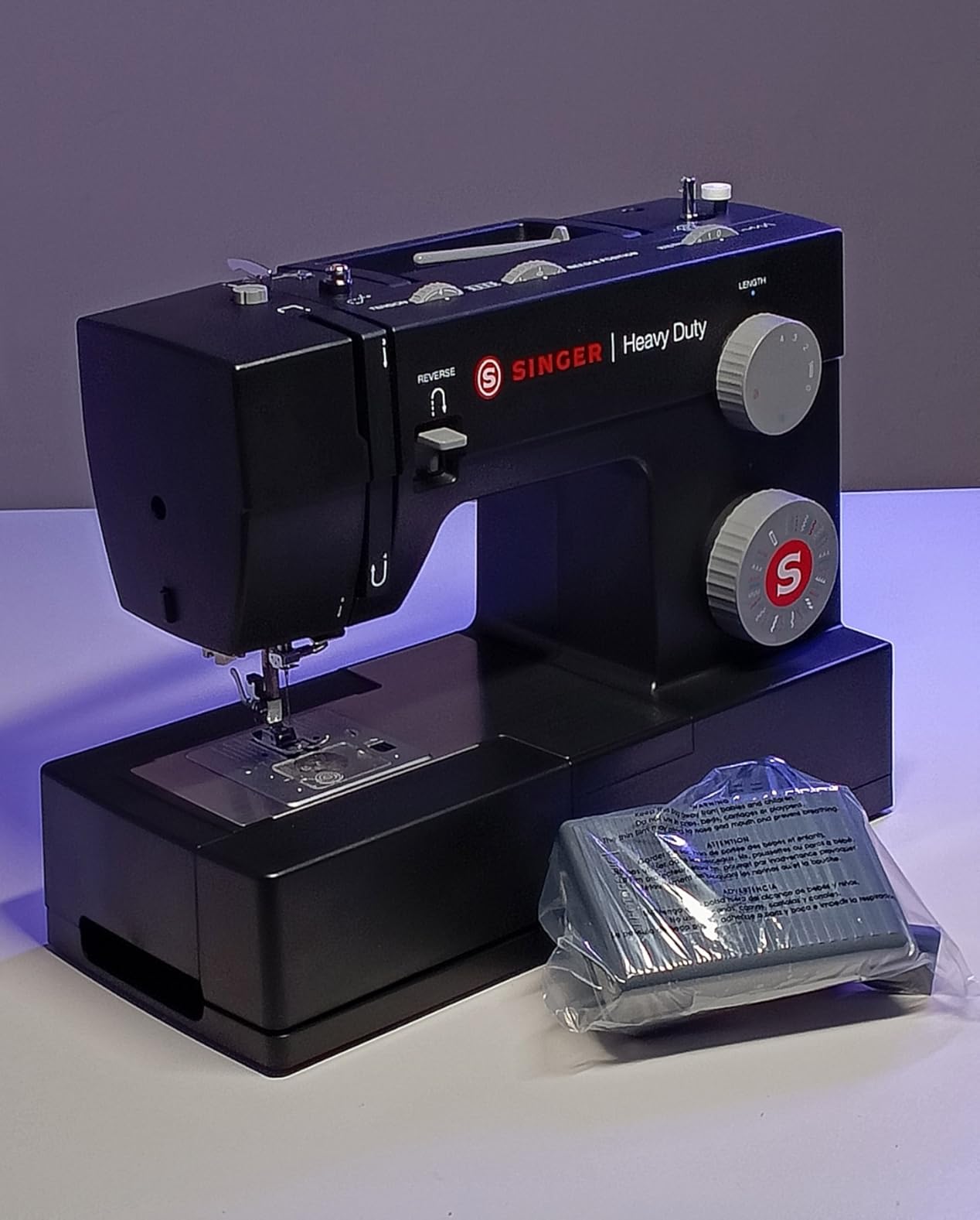 SINGER Heavy Duty 4432 High Speed Black Sewing Machine with Accessory Kit - Customer Photo 2