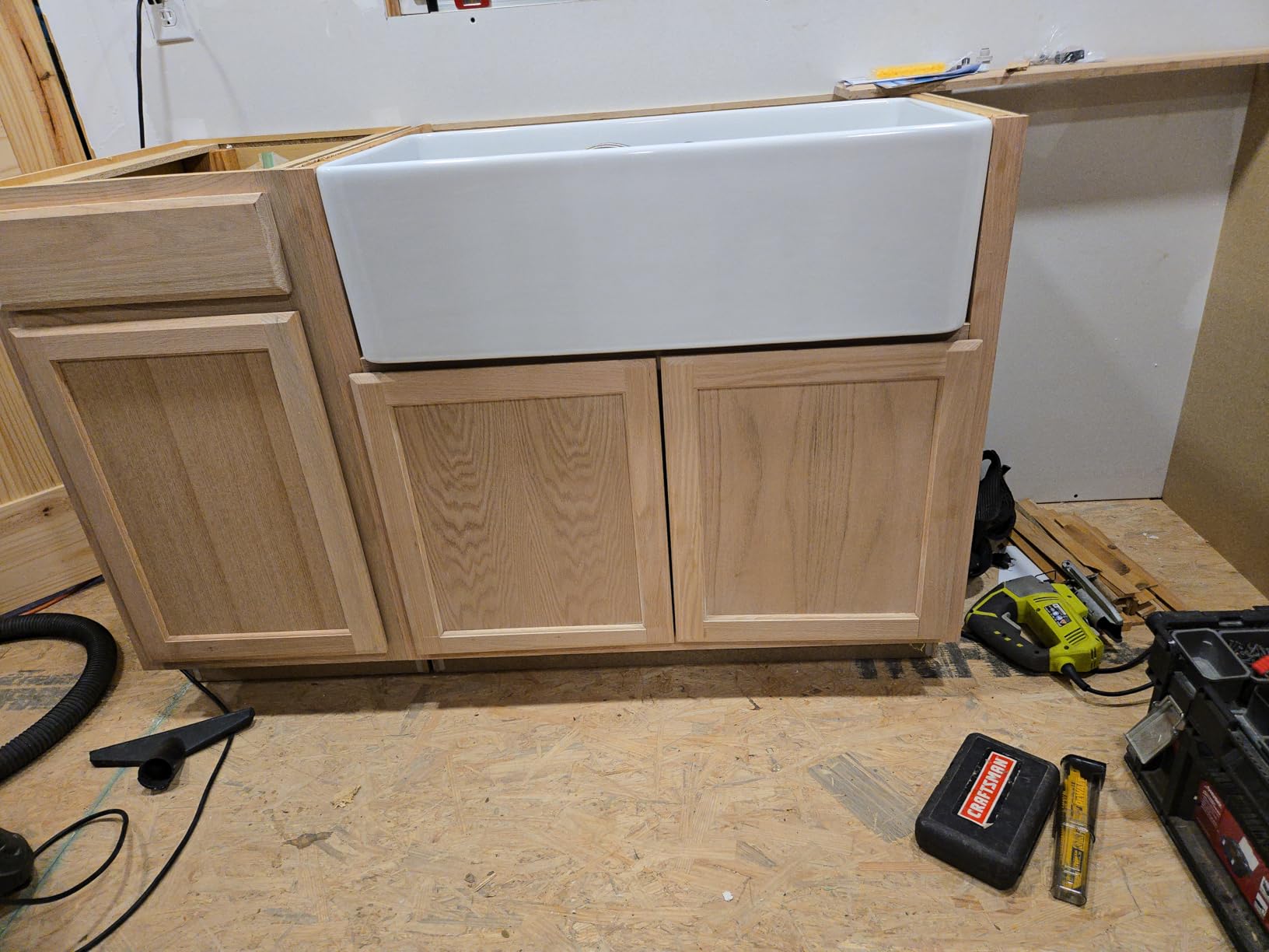 TUKTUK White Farmhouse Sink 30 inch Farm Sink Fireclay Apron Front Single Bowl Kitchen Sinks Deep Drop In Undermount Reversible Heavy Duty Easy-to-Clean Kitchen Basin with Luxury Modern Accessory Kit Customer Review TUKTUK White Farmhouse Sink 30 inch Farm Sink Fireclay Apron Front Single Bowl Kitchen Sinks Deep Drop In Undermount Reversible Heavy Duty Easy-to-Clean Kitchen Basin with Luxury Modern Accessory Kit - Customer Photo 1