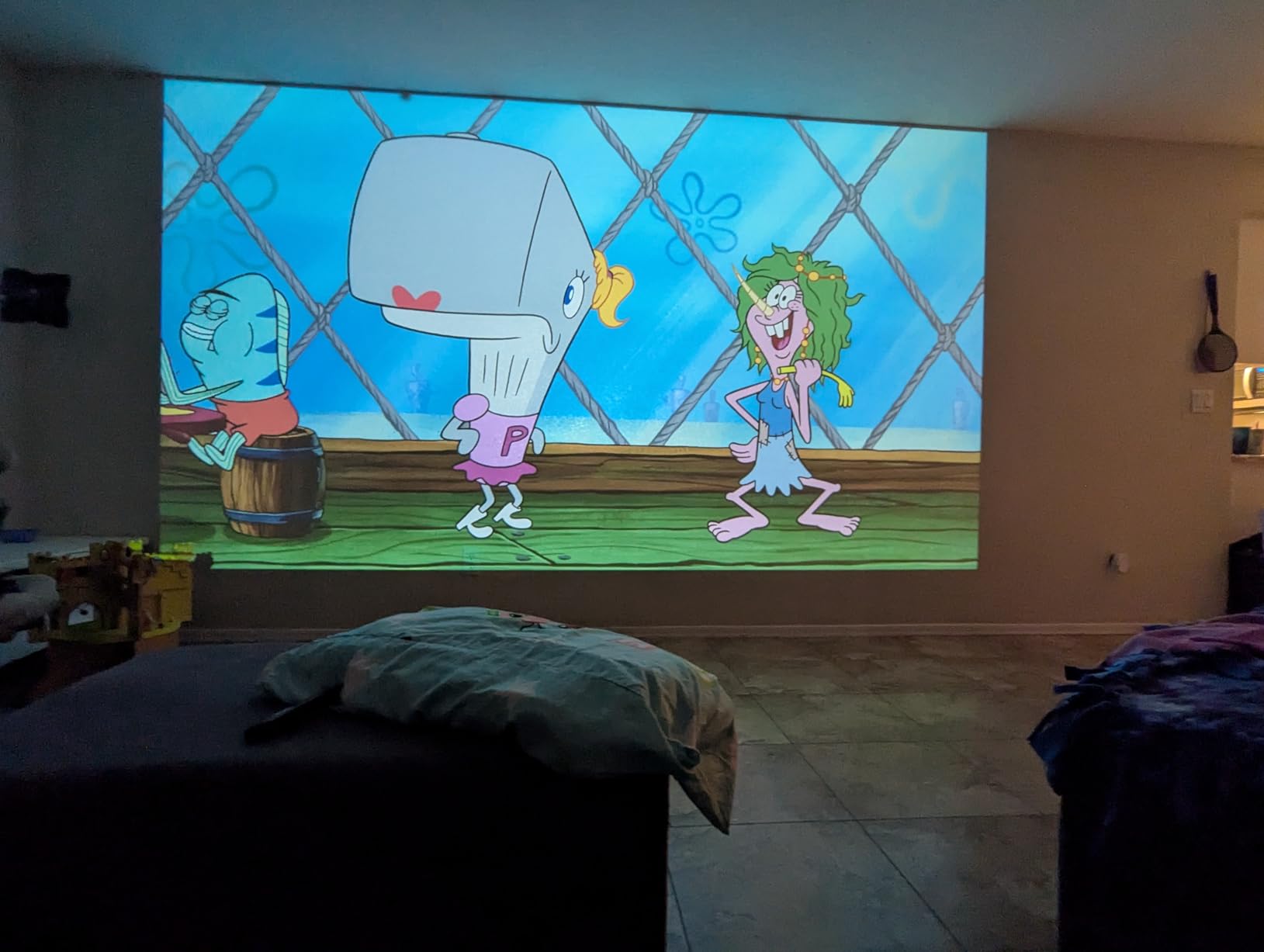 GooDee YG600-Movin Smart 4K Projector - Customer Photo 1