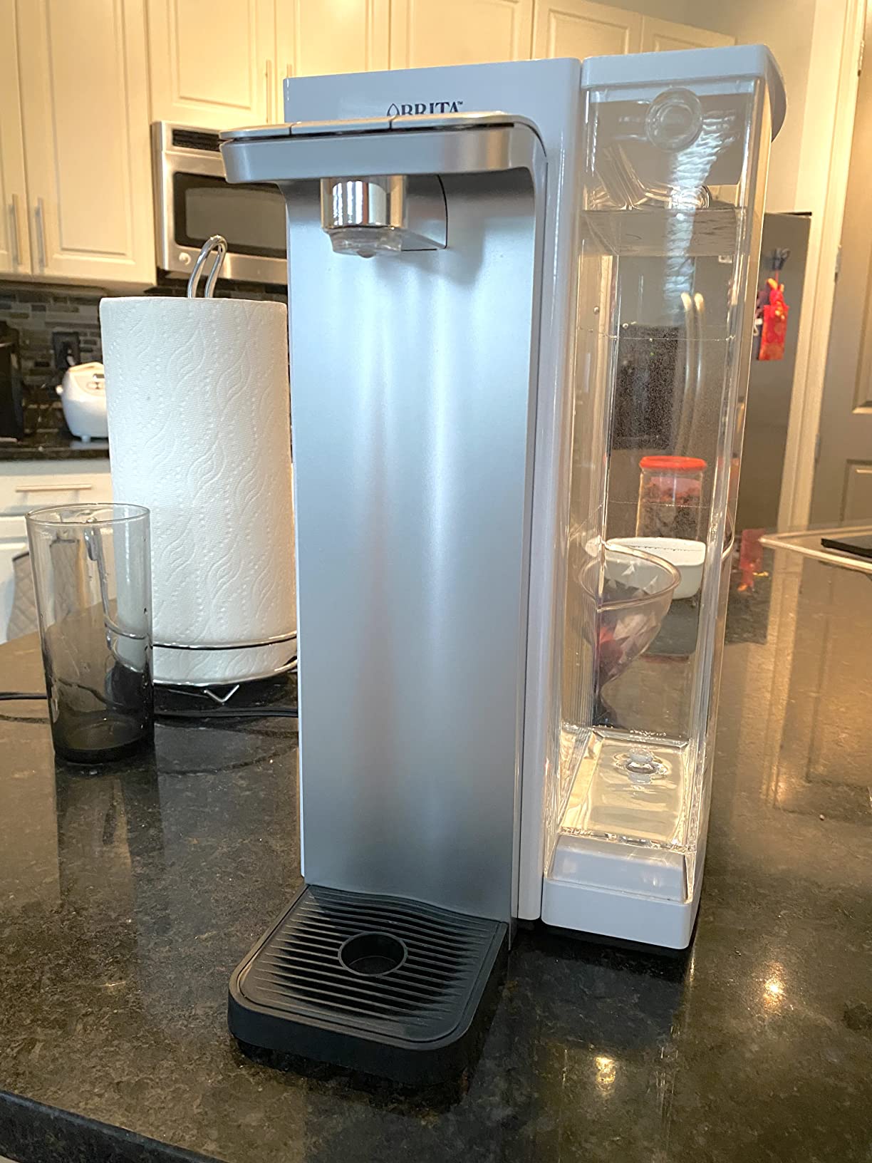 Brita Hub Compact Instant Powerful Countertop Water Filter System, Reduces 70+ Contaminants, 9 Cup Water Reservoir, Includes 6 Month Carbon Block Filter, White, 87344 - Customer Photo 1