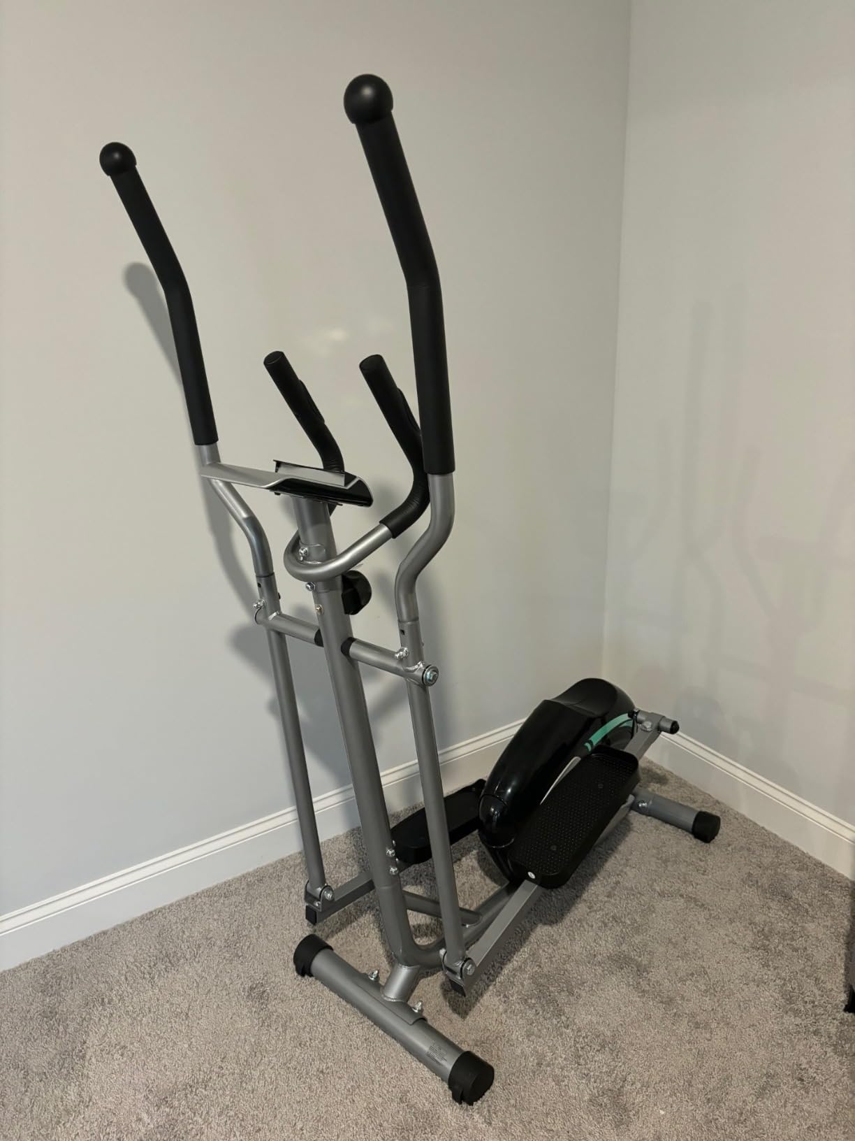 Elliptical Exercise Machine, Dripex Magnetic Elliptical Machine for Home, Hyper-Quiet Elliptical Training Machines w/ 6KG Flywheel, 8 Resistance Levels, Pulse Monitor, LCD Monitor, Device Holder Customer Review Elliptical Exercise Machine, Dripex Magnetic Elliptical Machine for Home, Hyper-Quiet Elliptical Training Machines w/ 6KG Flywheel, 8 Resistance Levels, Pulse Monitor, LCD Monitor, Device Holder - Customer Photo 2