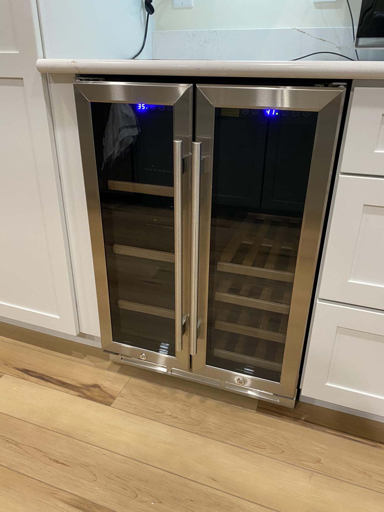 EUHOMY Wine and Beverage Refrigerator, 24 Inch Dual Zone Wine Cooler with Glass Door Hold 21 Bottles and 88 Cans, Built in or Under Counter Wine Fridge with Blue LED Light - Customer Photo 2