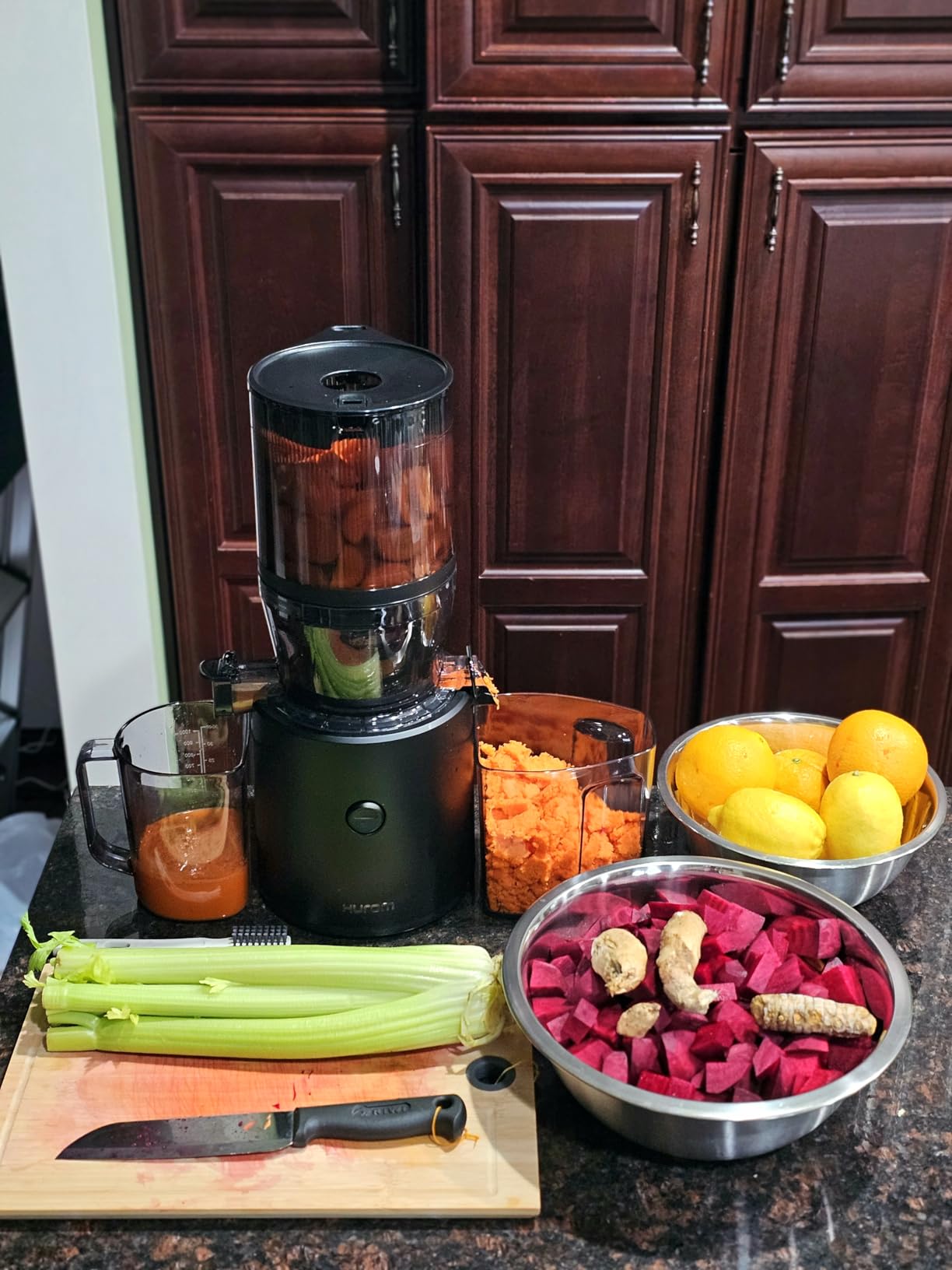 Hurom H320 Cold Press Juicer Machine, Easy to Clean Masticating Slow Juicer, Coarse Strainers, Self-Feeding, Hands Free, Family Size, Quiet Motor, Easy Assembly (Kale/Dark Green) - Customer Photo 1