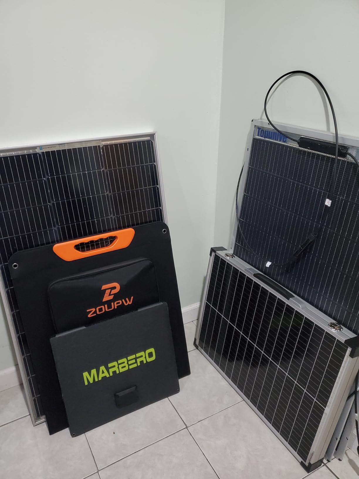 100W Portable Solar Panel,Camping Essentials, 20V ETFE Foldable Solar Charger for Power Station,QC3.0 USB-A &Type-C Output,23.5% High Efficiency IP67 Waterproof for Camping RV Hurricane - Customer Photo 1