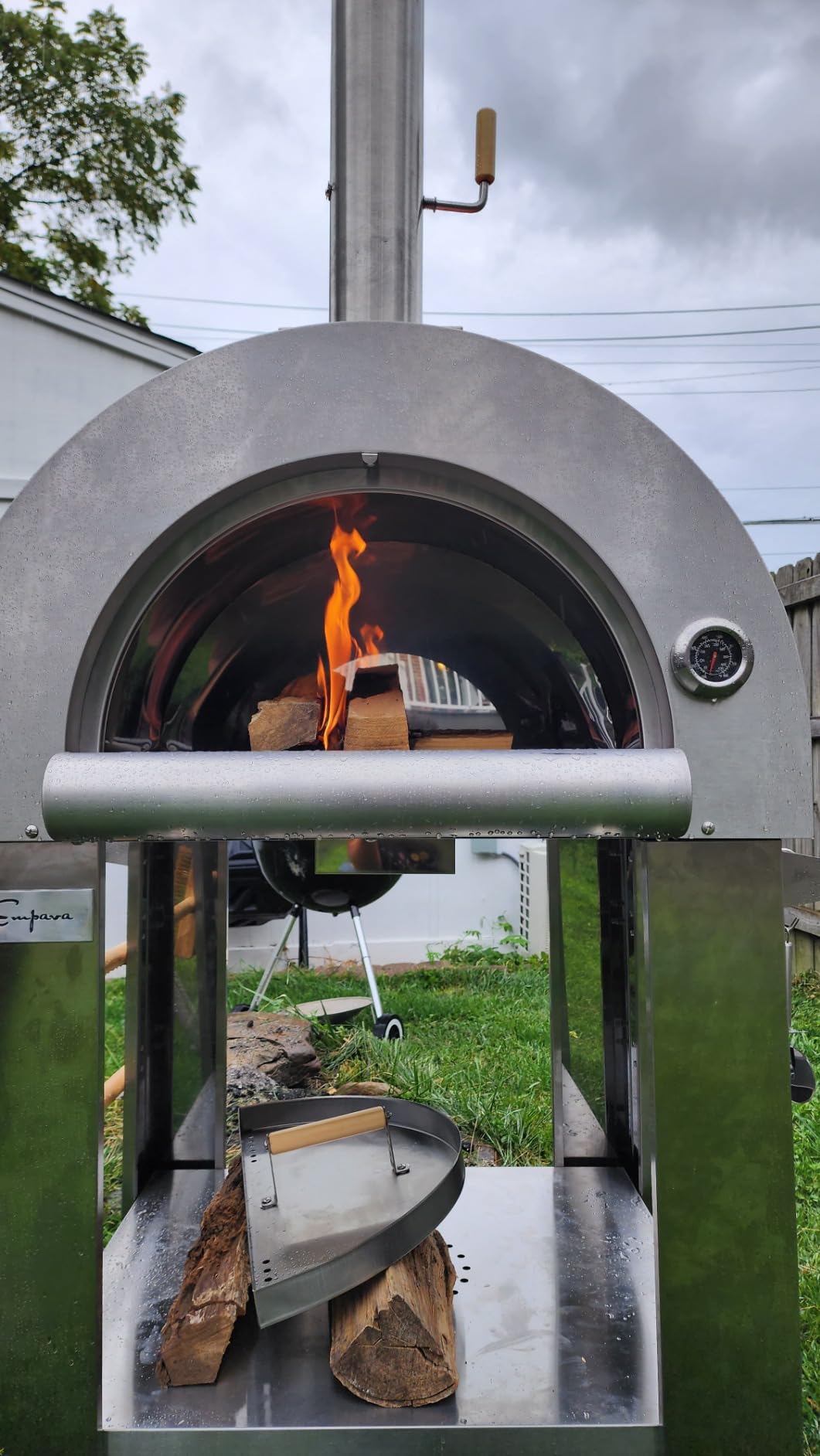 Empava Pizza Oven with Open Shelf and Wheels for Outdoor Kitchen, Wood Fire for Grill & Camping Backyard Party in Stainless Steel, 38.6 Inch, Italian Red - Customer Photo 2