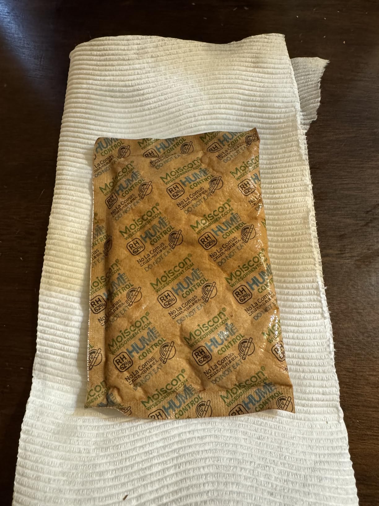 49% Two-Way Humidity Control Packs for Guitars & Wooden Instruments - 70g Moisture Absorbers Acoustic Guitar Humidifier for Case Maintenance - Individually Wrapped Hydration Packets[5 PACK] - Customer Photo 1