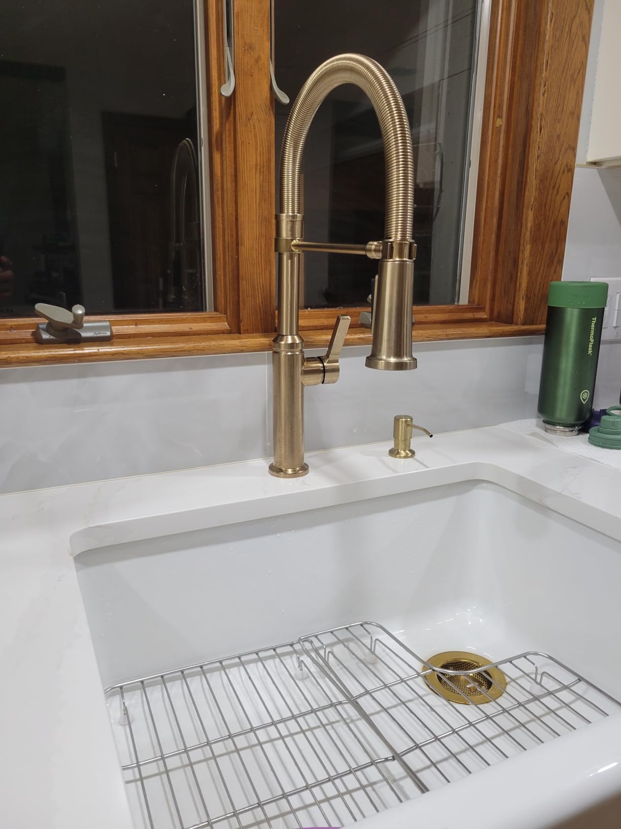 Delta Rhett Pro Style Commercial Kitchen Faucet with Pull Down Sprayer, Brushed Nickel Single Hole Kitchen Sink Faucet - Customer Photo 1