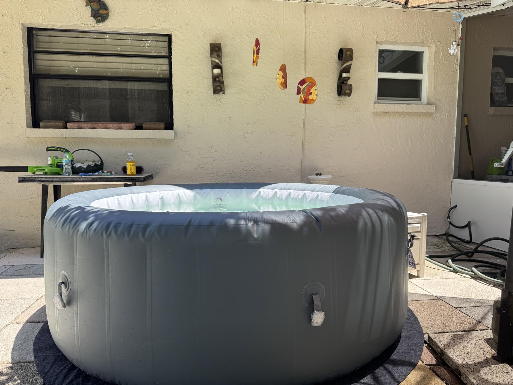 Bestway Coleman Palm Springs 4 to 6 Person EnergySense Smart AirJet Plus Inflatable Hot Tub Outdoor Spa with 140 AirJets and Insulated Cover - Customer Photo 2