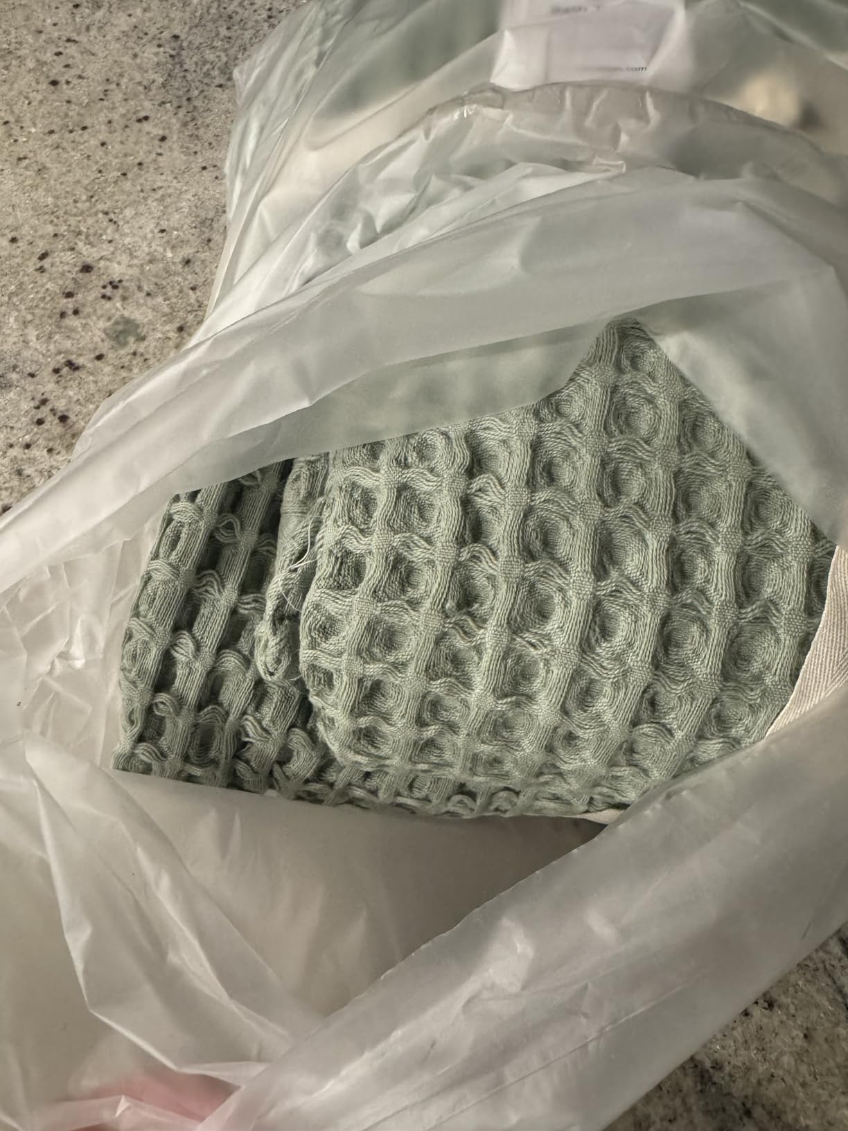 Premium Waffle Bath Towels Pack of 2 Extra Large 35x71 inch - 100% Turkish Cotton, Waffle Weave, Quick Dry, Lint Free, Oversized, Thin Bath Sheet Towel (White, Set of 2 Bath Towels) - Customer Photo 1