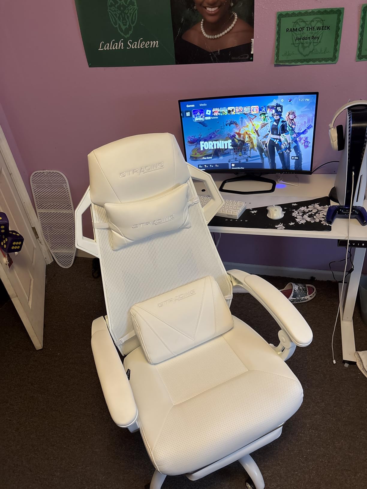 GTRACING Gaming Chair, Computer Chair with Mesh Back, Ergonomic Gaming Chair with Footrest, Reclining Gamer Chair with Adjustable Headrest and Lumbar Support - Customer Photo 1