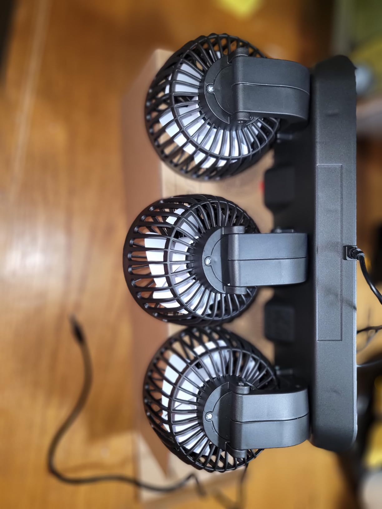 Portable 3-Head Car Cooling Fan - 2-Speed Adjustable, 360° Rotating, Cigarette Lighter Plug, Powerful Airflow for Vehicles, RVs, and SUVs - Customer Photo 1