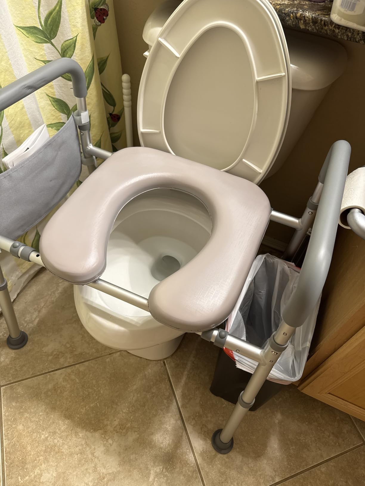 Raised Toilet Seat with Handles, Toilet Seat Riser for Seniors with Adjustable Height & Width, 400lb Handicap Elevated Toilet Seat for Elderly, Pregnant, Fit Any Toilet Customer Review Raised Toilet Seat with Handles, Toilet Seat Riser for Seniors with Adjustable Height & Width, 400lb Handicap Elevated Toilet Seat for Elderly, Pregnant, Fit Any Toilet - Customer Photo 2