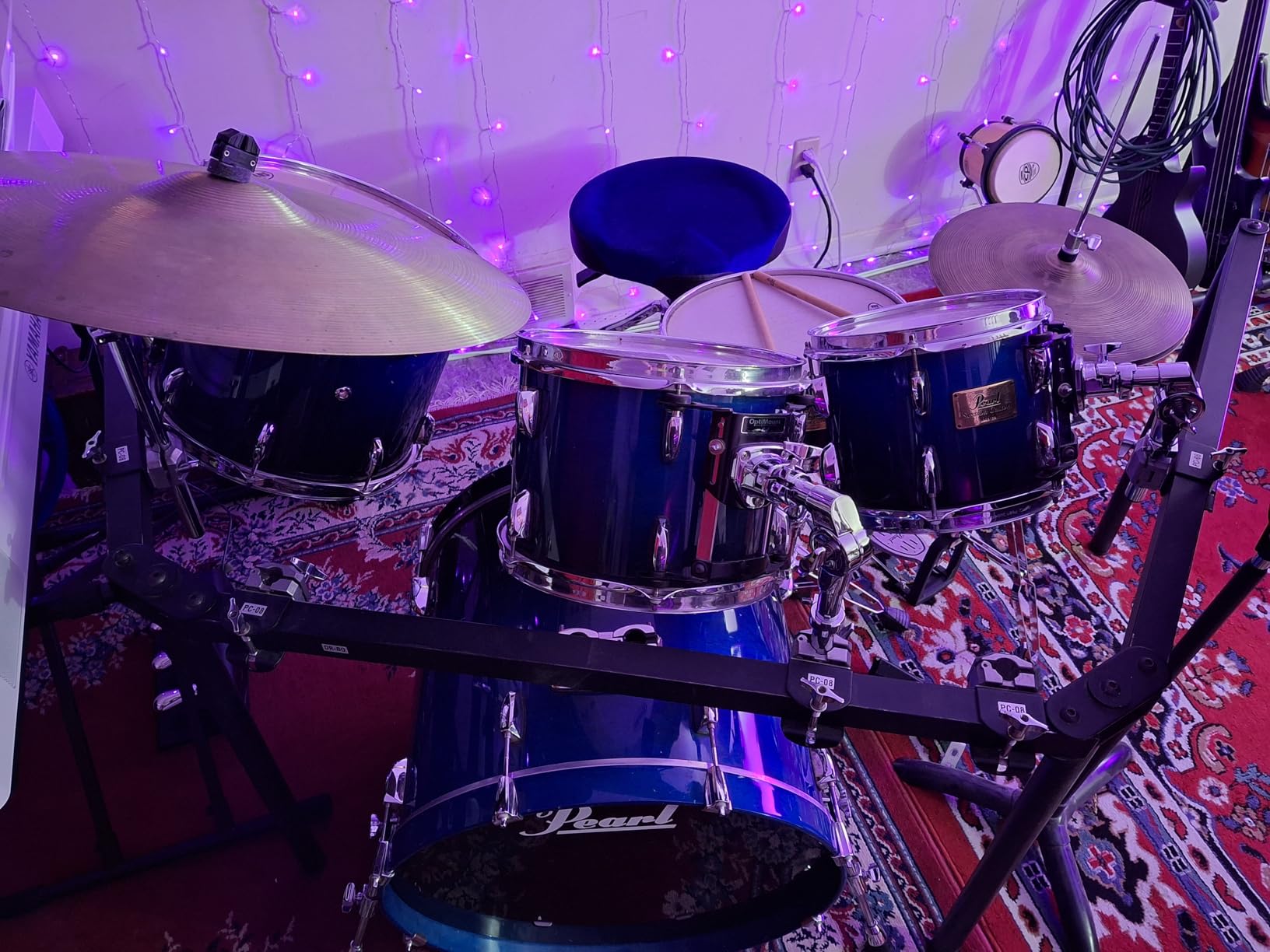 AKLOT Saddle Drum Throne, Hydraulic Drum Throne, Heavy Duty Drum Seat, Height Adjustable Suede Drum Chair, Motorcycle Style Drum Stool for Adults Drummers Dark Blue - Customer Photo 2
