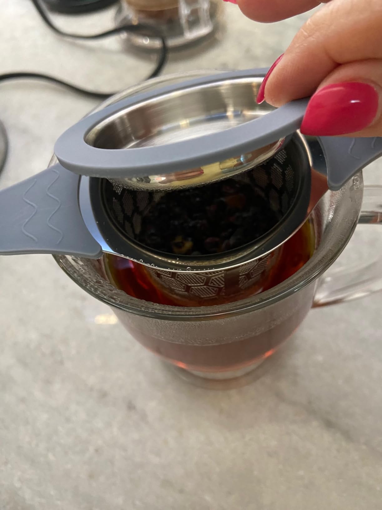 CTIANWXY Stainless Steel Tea Infuser with Heat Proof Silicone Handles - Customer Photo 1