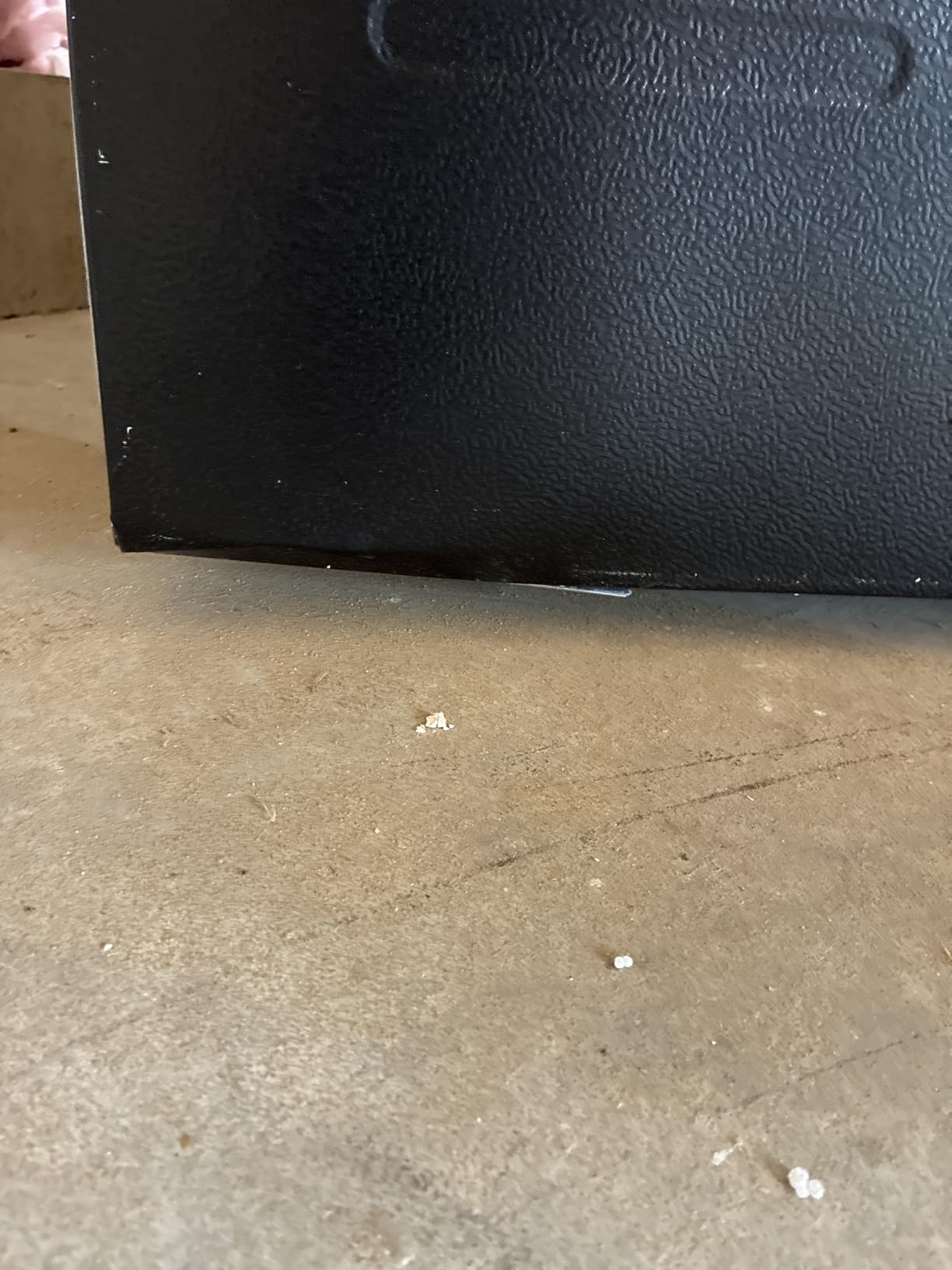 Commercial Cool 18.9 Cu. Ft. French Door Refrigerator, 33 Inch Wide Refrigerator with 2 Bottom Mount Freezer Drawers, Frost Free, LED Lighting, Digital Temperature Control, CCRF1890KW, White Customer Review Commercial Cool 18.9 Cu. Ft. French Door Refrigerator, 33 Inch Wide Refrigerator with 2 Bottom Mount Freezer Drawers, Frost Free, LED Lighting, Digital Temperature Control, CCRF1890KW, White - Customer Photo 2