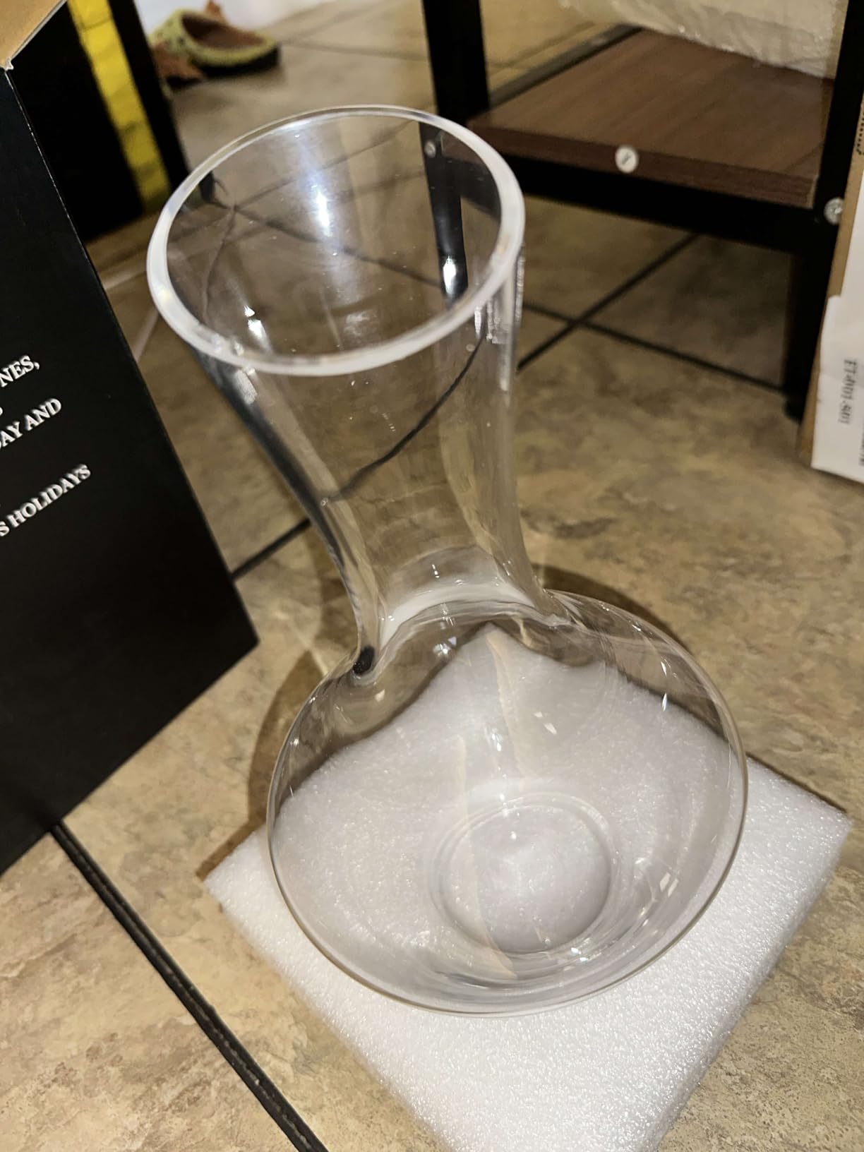 Wine Decanter, Red Wine Carafe 100% Hand Blown Lead-free Crystal Glass, Elegant Design Wine Decanter, Wine Accessories, Idea Wine Gift for Wine Lovers - Customer Photo 3