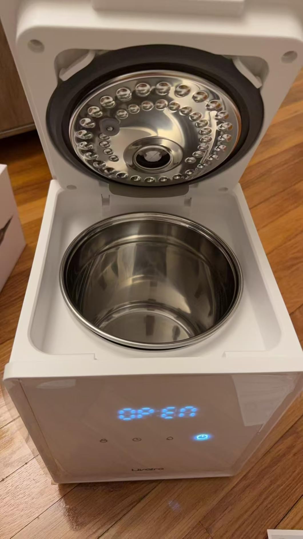 3L Stainless Steel Warm Mist Humidifier with Easy Clean and Warm Steam Function, Healthy Air Mist Humidifiers for Bedroom Living Room, with Sleep Mode and Auto-off Setting - Customer Photo 3