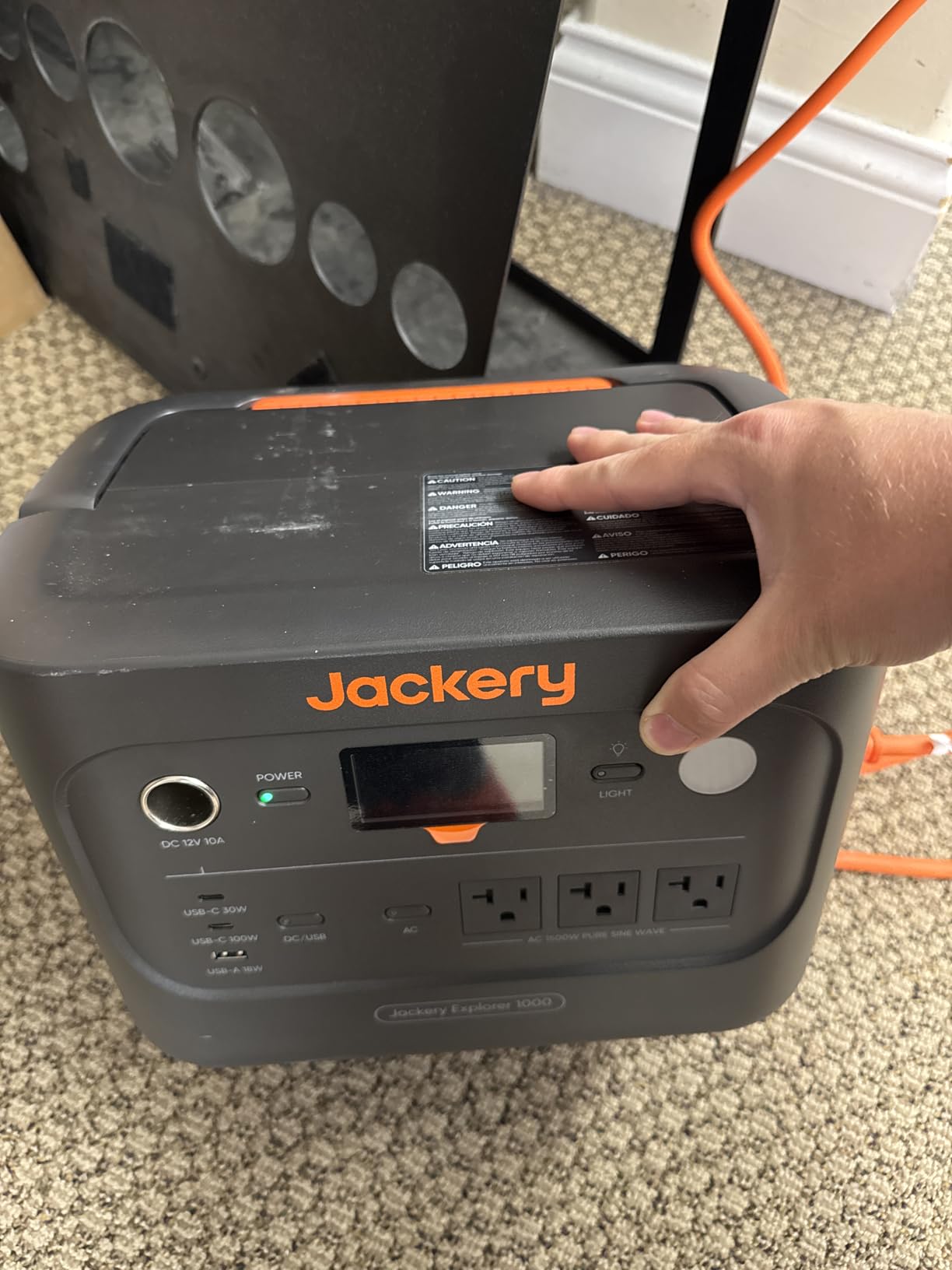 Jackery Explorer 1000 v2 Portable Power Station,1070Wh LiFePO4 Battery,1500W AC/100W USB-C Output, 1 Hr Fast Charge, Solar Generator for Camping,Emergency, RV, Off-Grid Living - Customer Photo 1