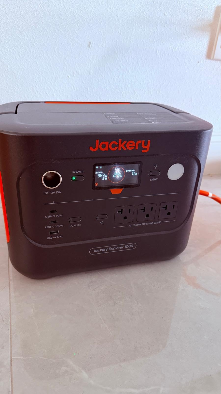 Jackery Explorer 1000 v2 Portable Power Station,1070Wh LiFePO4 Battery,1500W AC/100W USB-C Output, 1 Hr Fast Charge, Solar Generator for Camping,Emergency, RV, Off-Grid Living(Solar Panel Optional) - Customer Photo 2