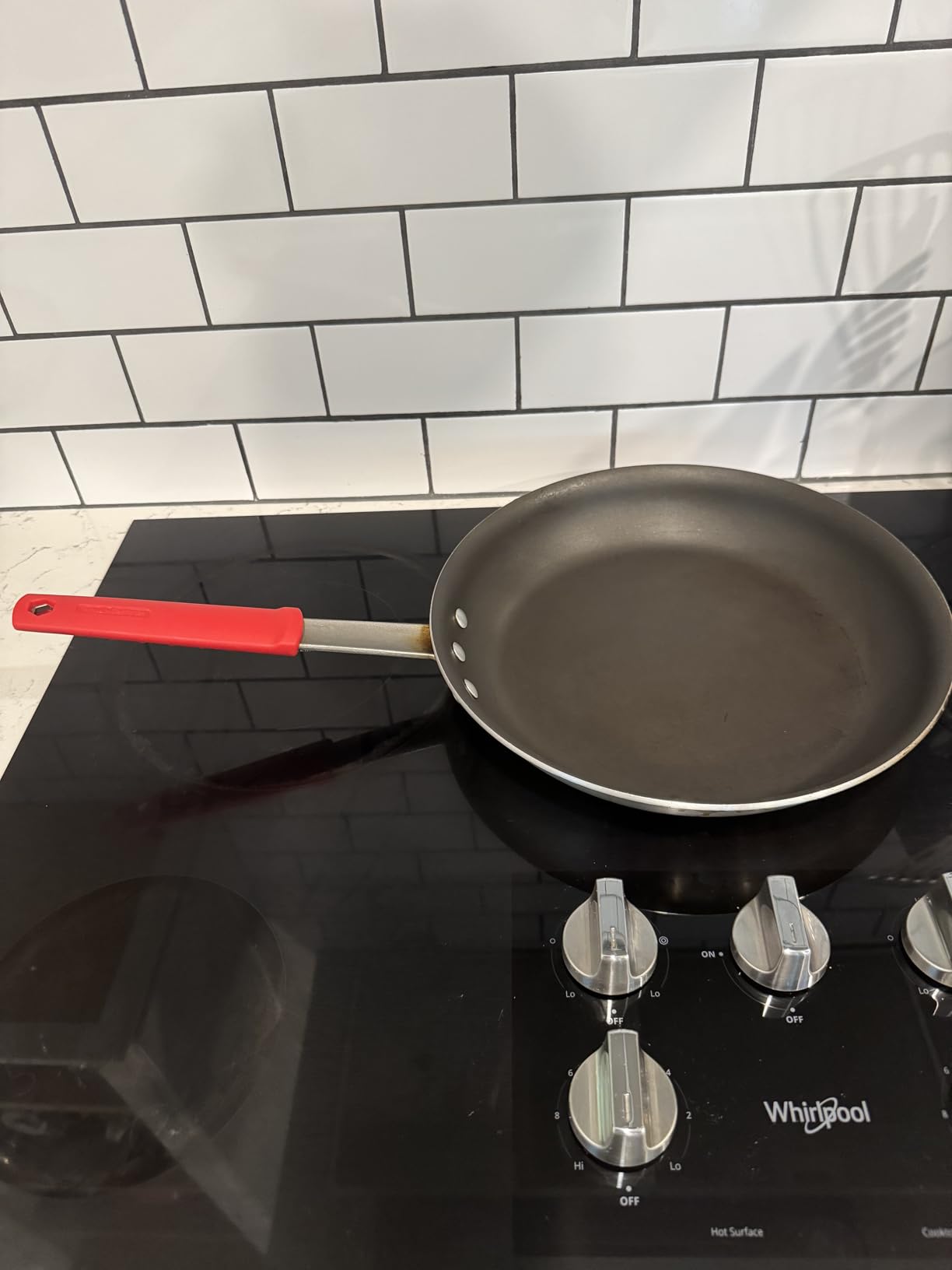 Tramontina Professional 8-Inch Ceramic Non Stick Small Frying Pan, Heavy-Gauge Aluminum Skillet with Nonstick Coating, Dishwasher and Oven Safe, Black - Customer Photo 2