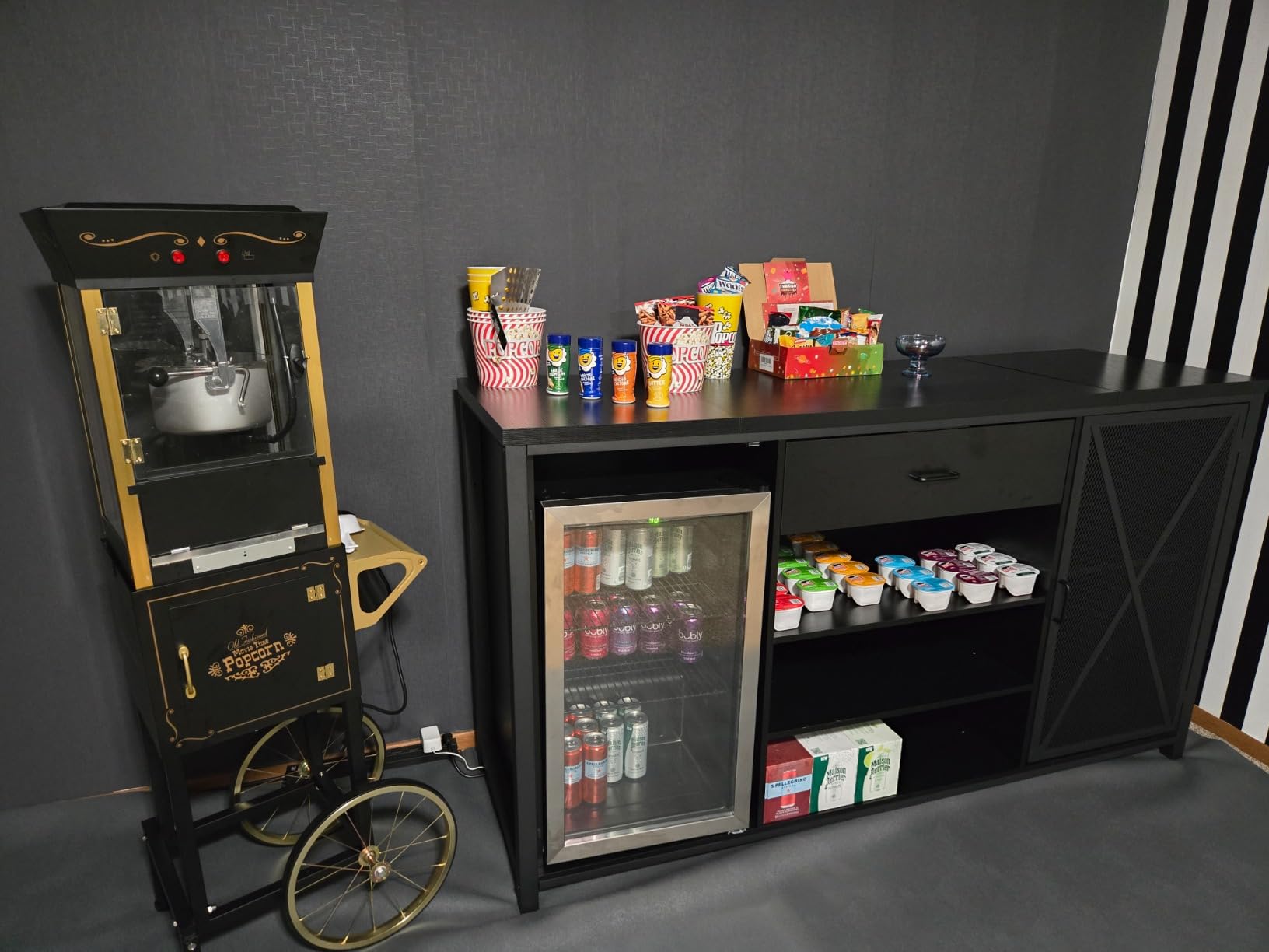 Antarctic Star Beverage 4.4Cu.Ft Refrigerator Cooler -145 Can Mini Fridge Glass Door for Soda Beer or Wine, Small Drink Dispenser, for Home Office or Bar. - Customer Photo 2