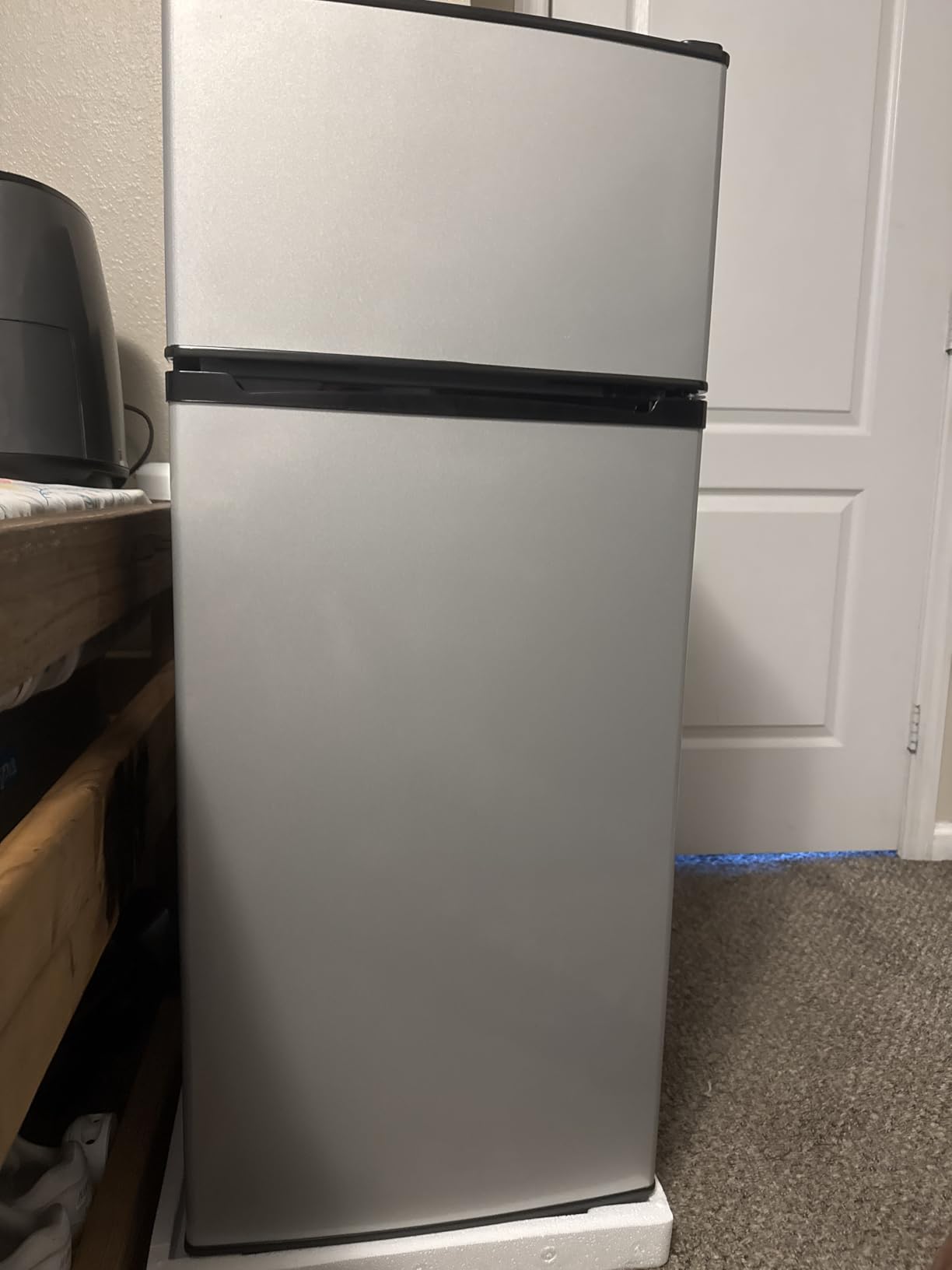 Double Door Refrigerator with Freezer, 4.5 Cu.Ft, Small Fridge with Freezer, 7 Settings Temperature Adjustable, Mini Refrigerator for Apartment Bedroom Dorm and Office (4.5 Cu.Ft, Black) Customer Review Double Door Refrigerator with Freezer, 4.5 Cu.Ft, Small Fridge with Freezer, 7 Settings Temperature Adjustable, Mini Refrigerator for Apartment Bedroom Dorm and Office (4.5 Cu.Ft, Black) - Customer Photo 1