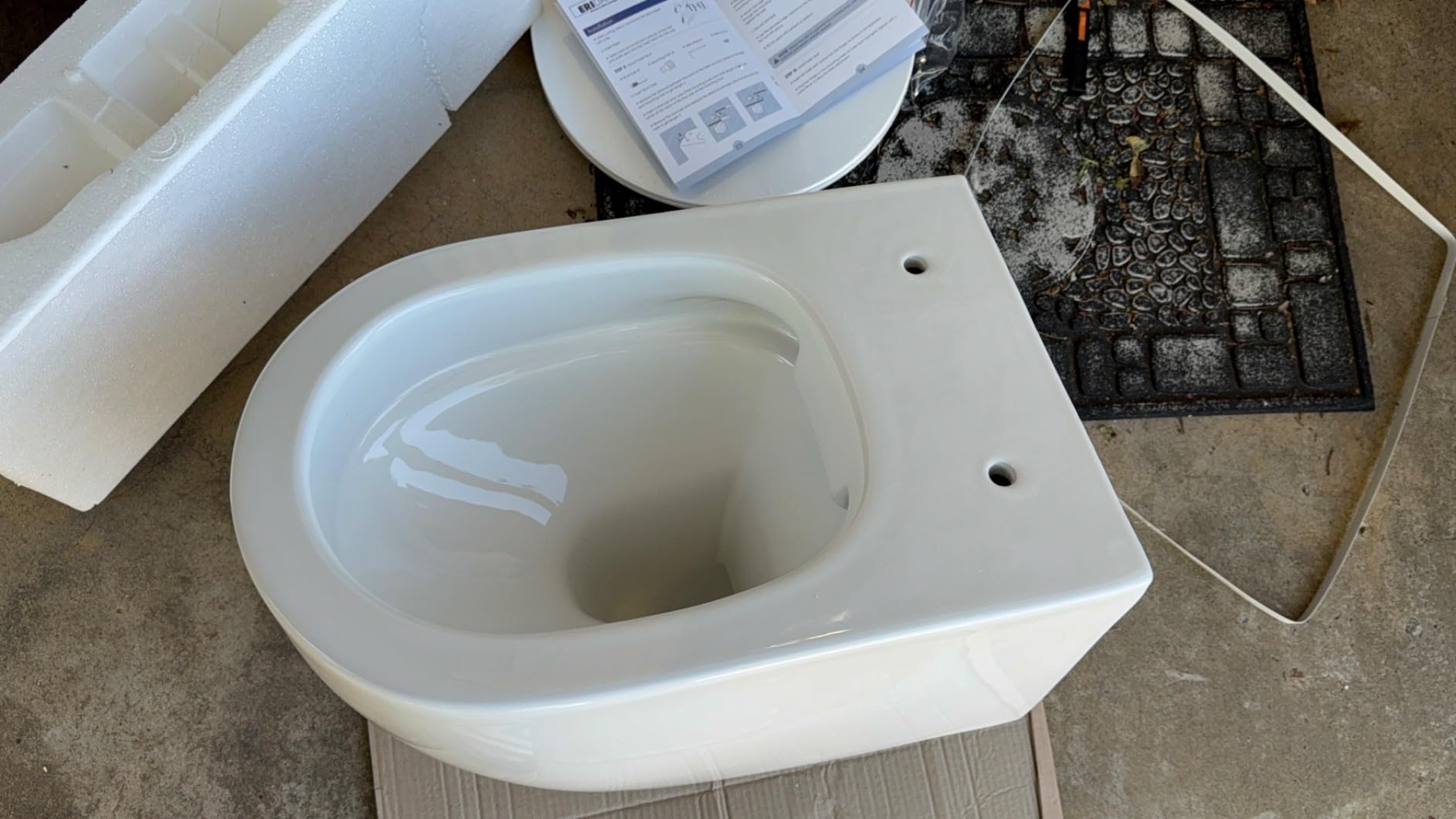 Wall Hung Toilet with Tank, Eridanus Wall Mounted Toilet Combo Set, In-Wall Toilet Tank Carrier, Dual-Flush Plate Included, Floating Toilet Bowl With Soft-Close Seat, Glossy White, 2 Separate Packages - Customer Photo 1